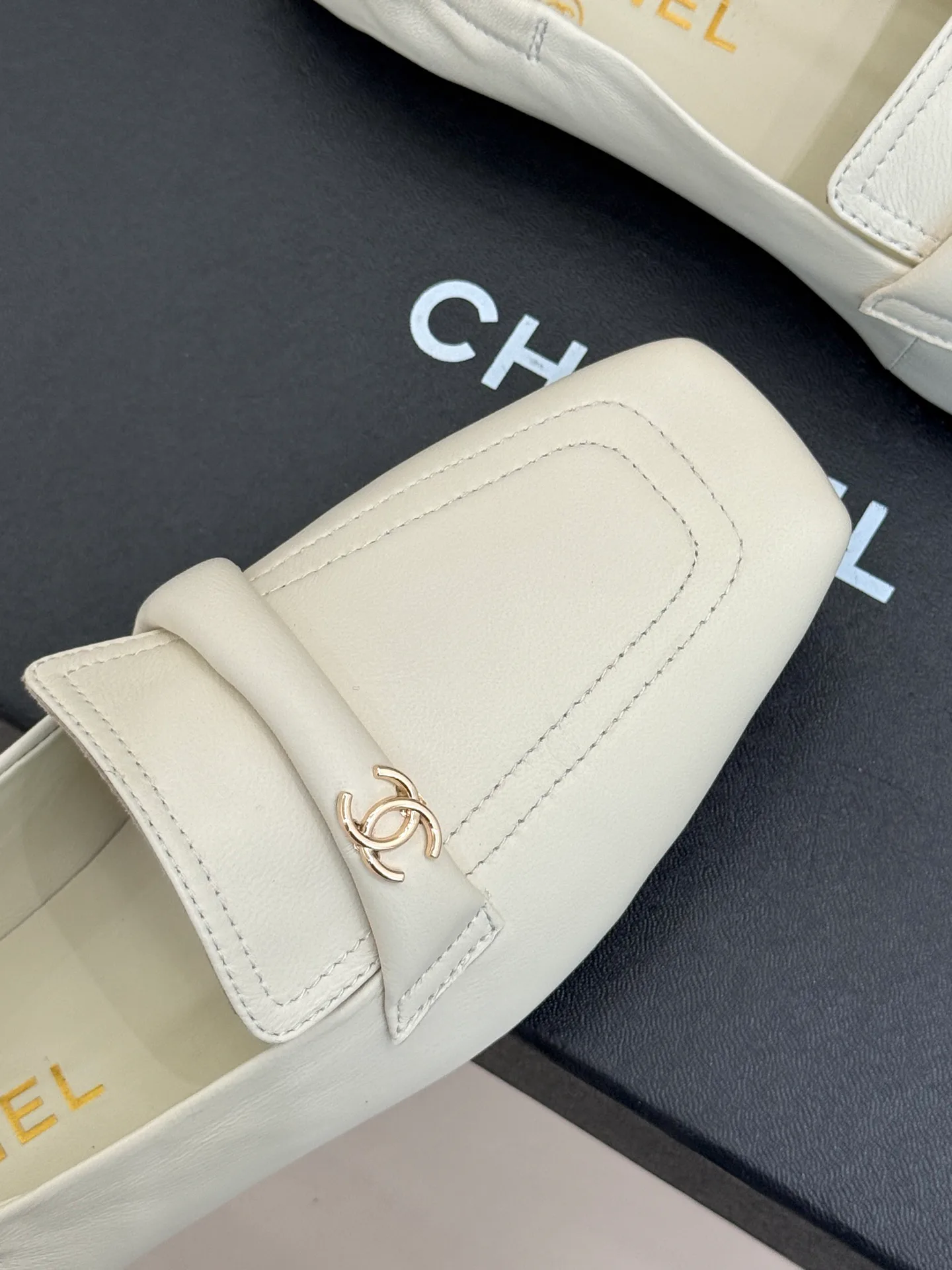 Лоферы И Мокасины Женские Chanel 19079127