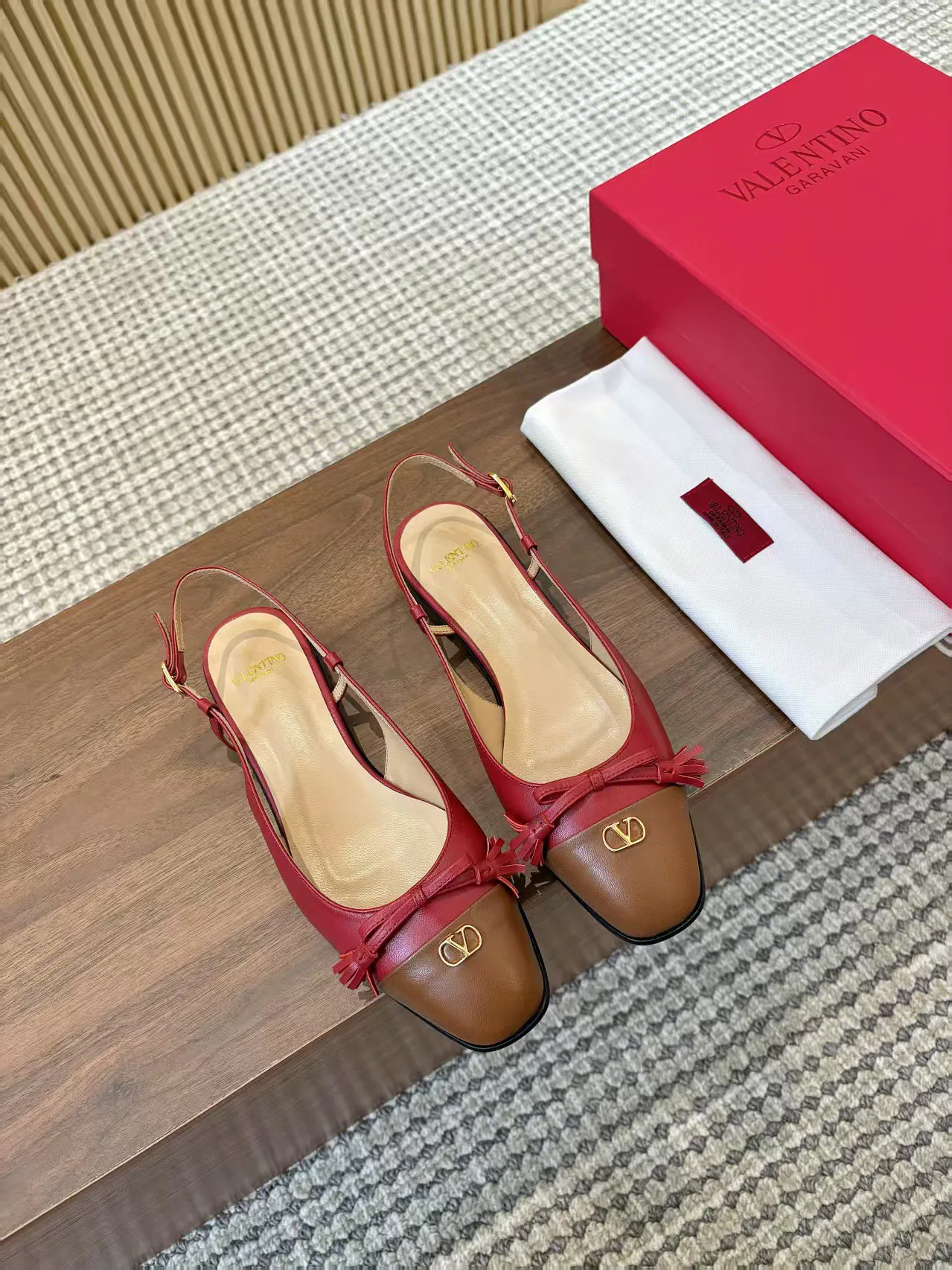 Босоножки Женские Valentino 11490628