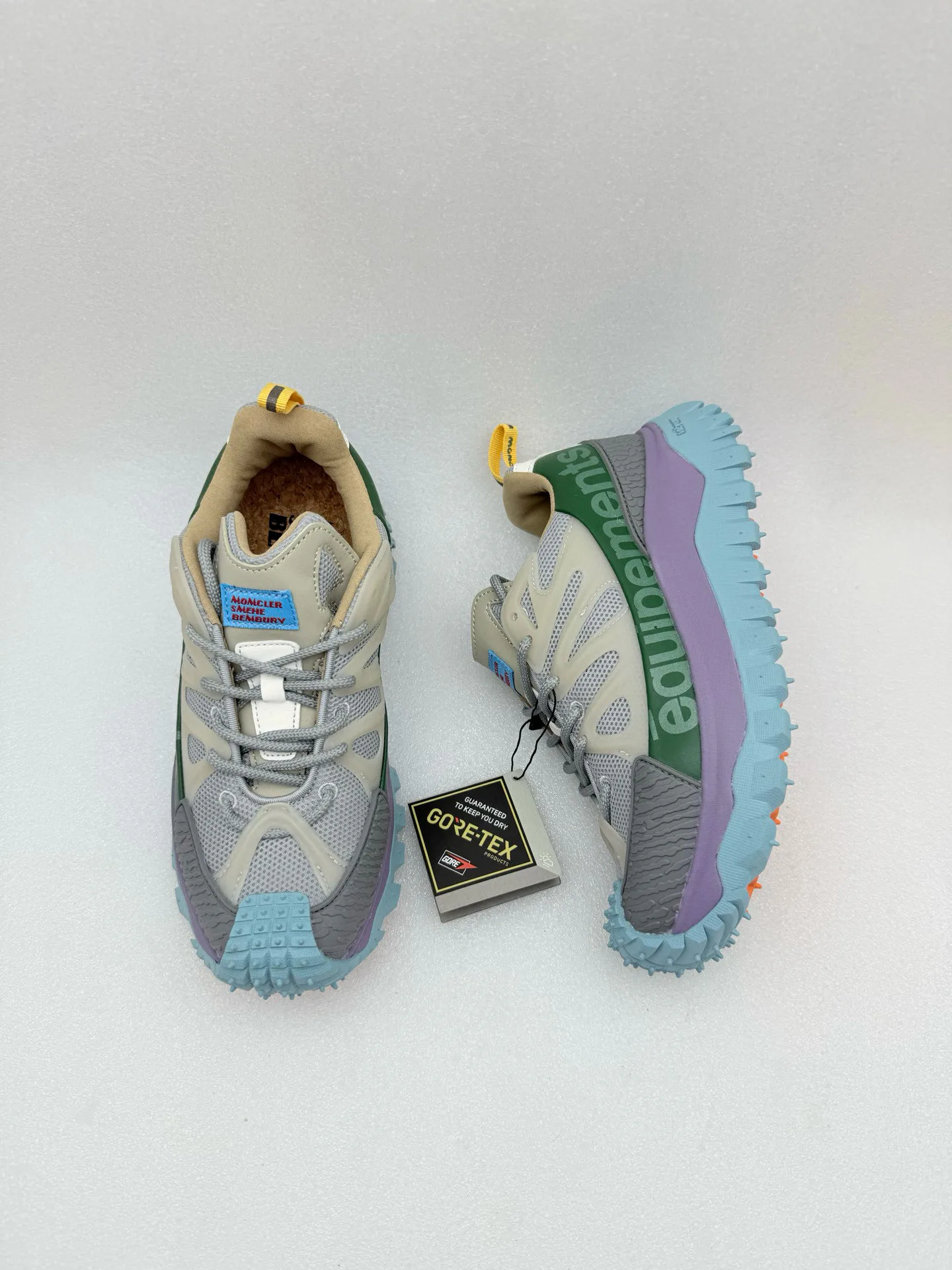 Кроссовки Женские Moncler 10404663