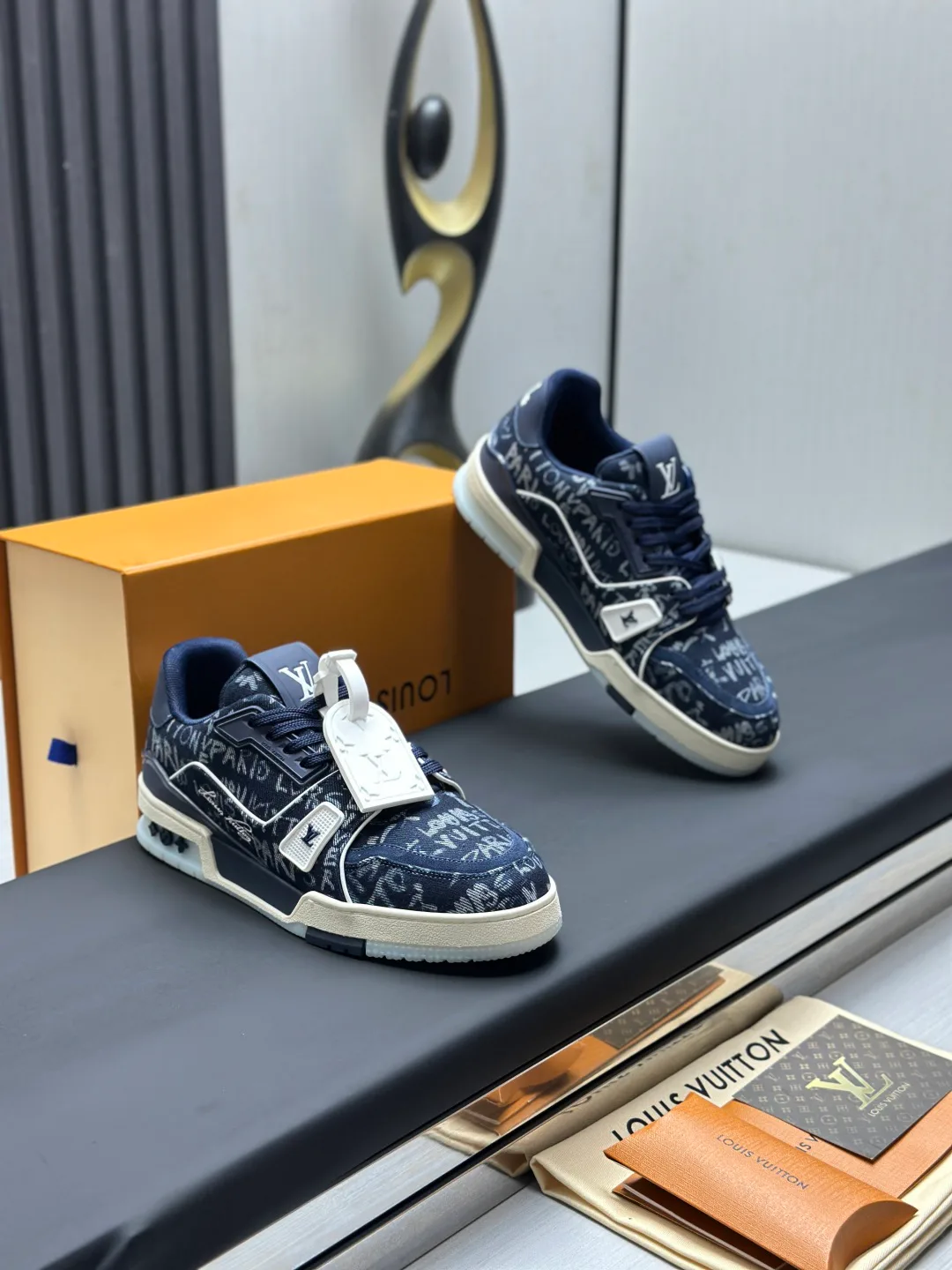 Туфли Женские Louis Vuitton 11707380