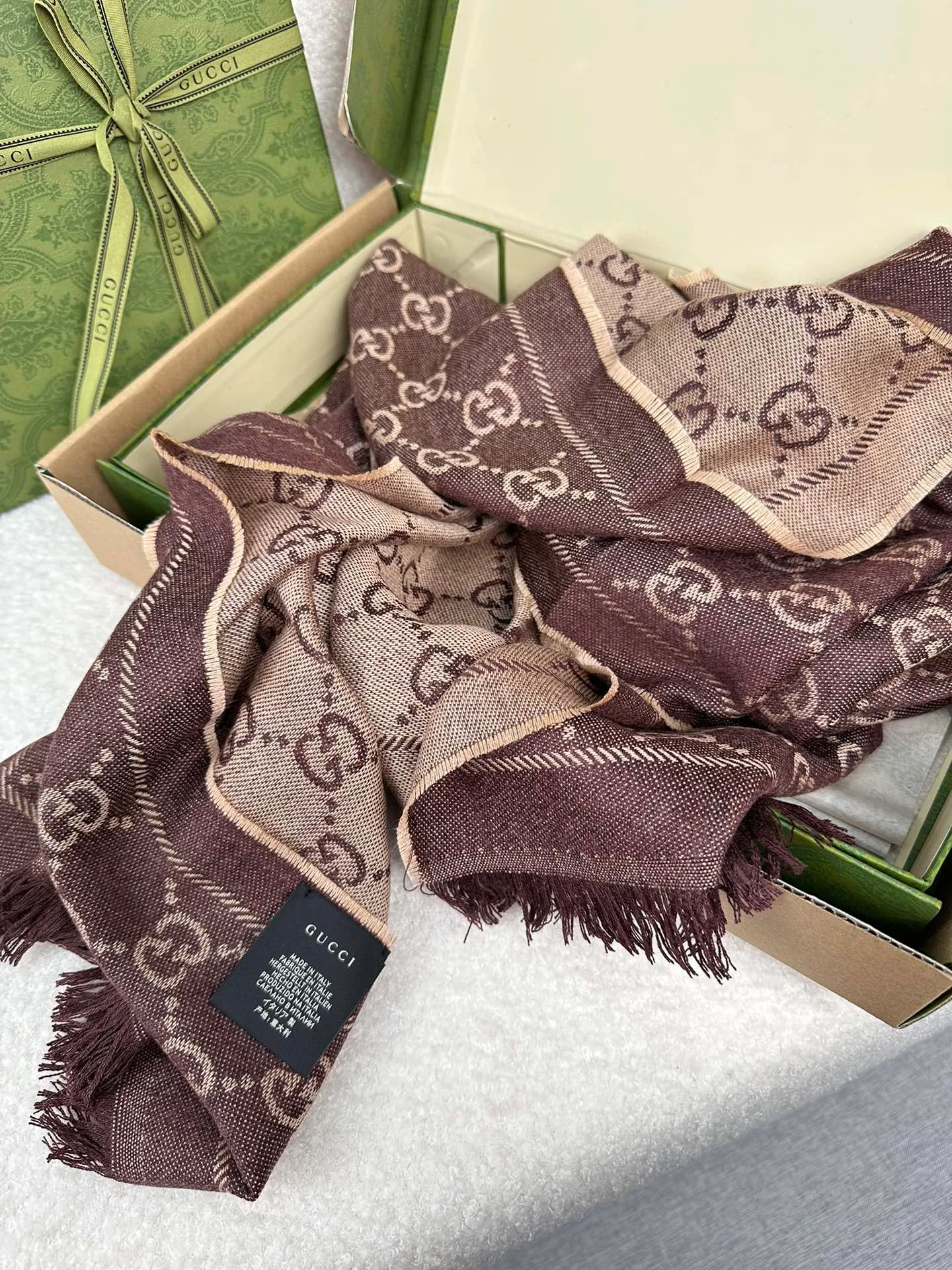 Шарфы Gucci 752749