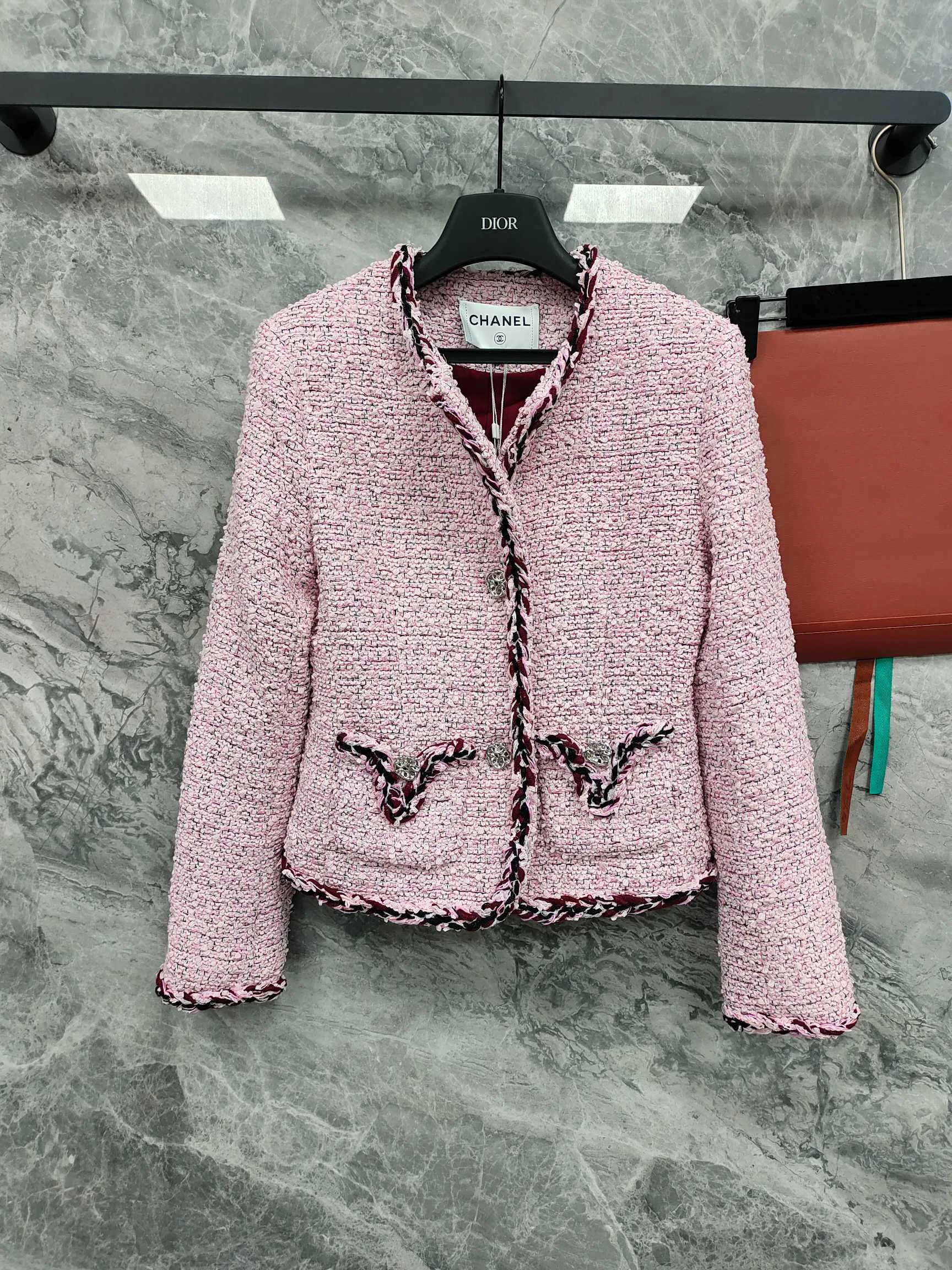 Жакеты Женские Chanel 17954098