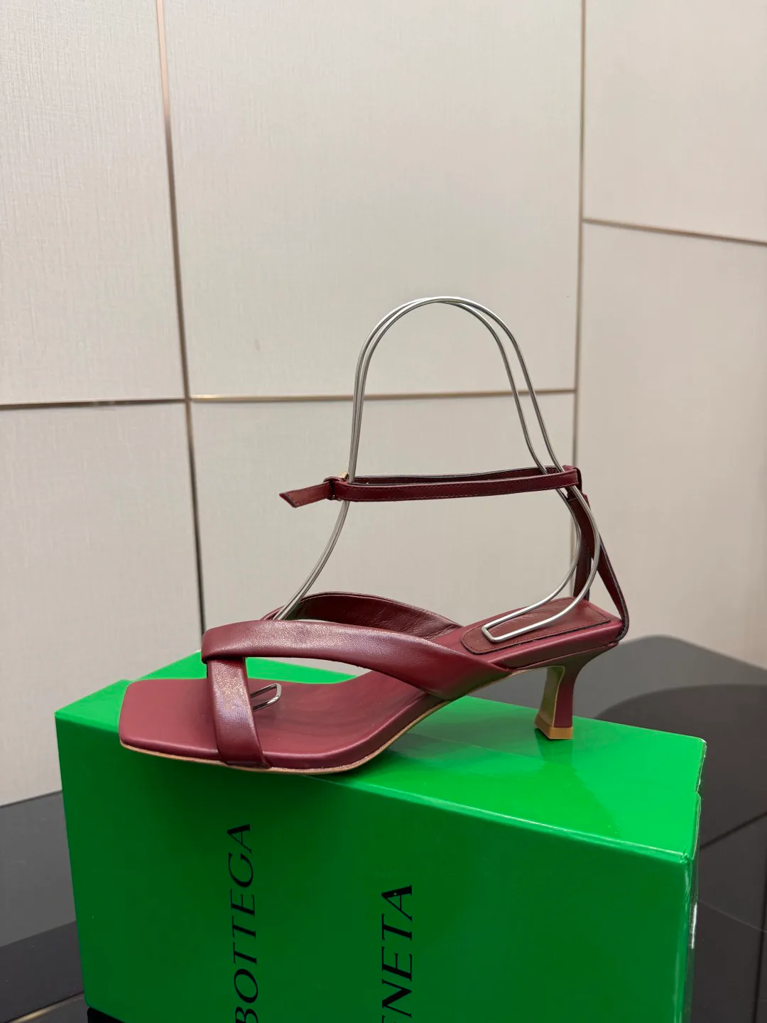 Босоножки Женские Bottega Veneta 837254