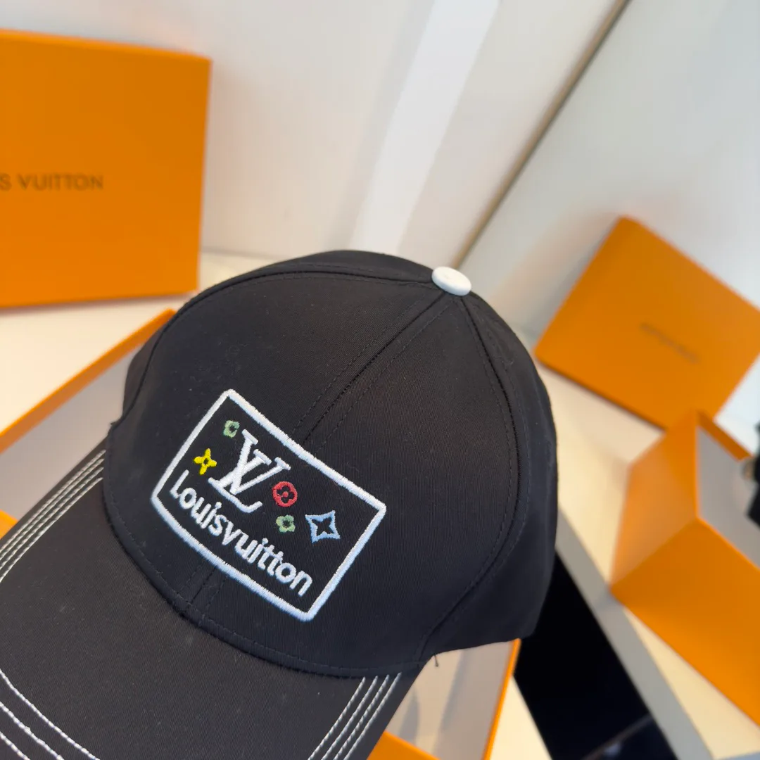 Головные Уборы Louis Vuitton 11416643