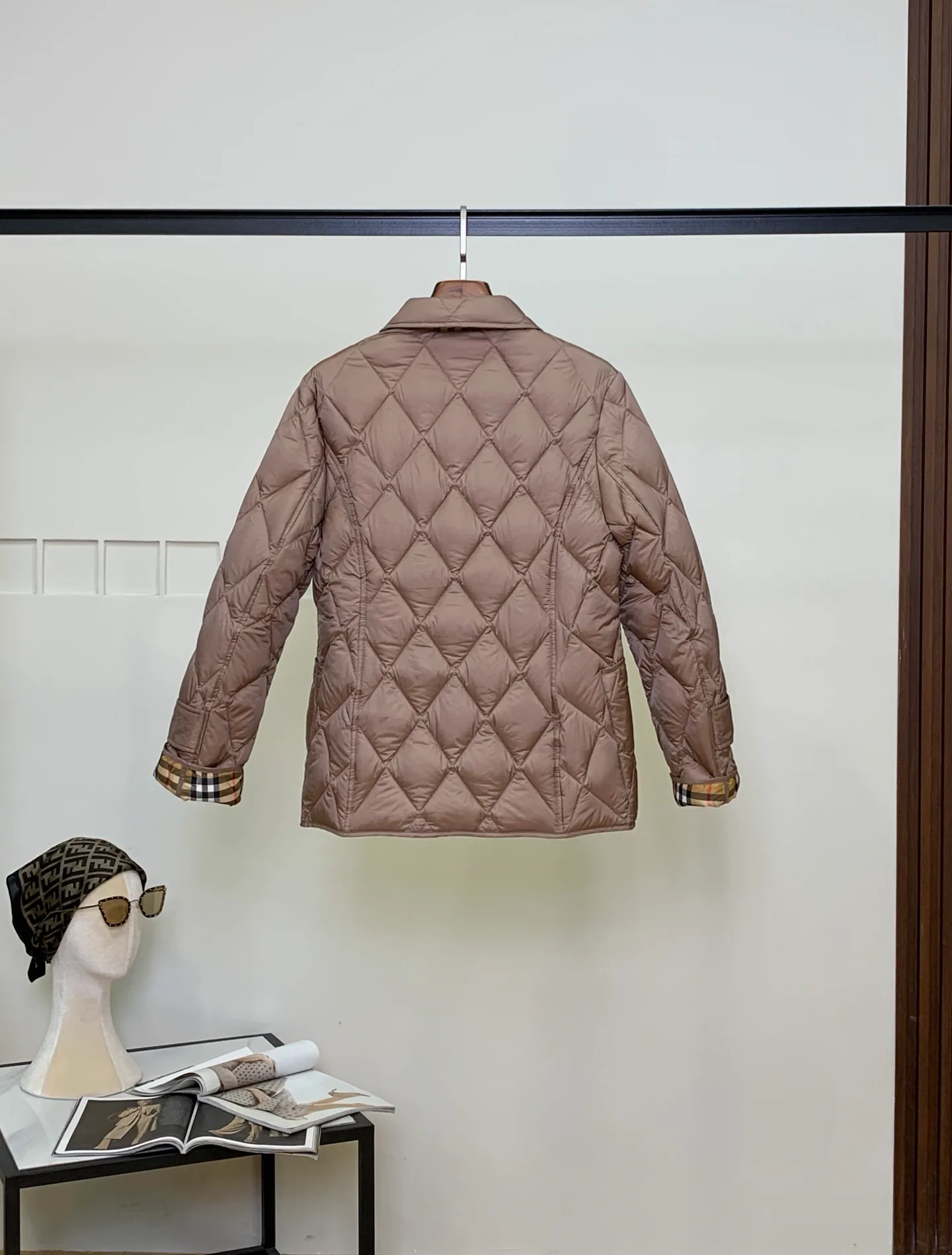 Куртки И Пуховики Женские Burberry 1112341