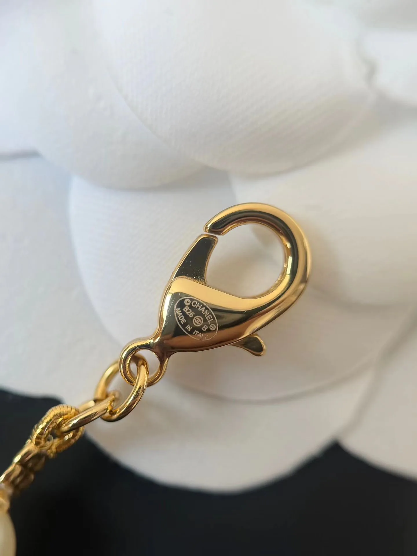Бижутерия Chanel 18301334