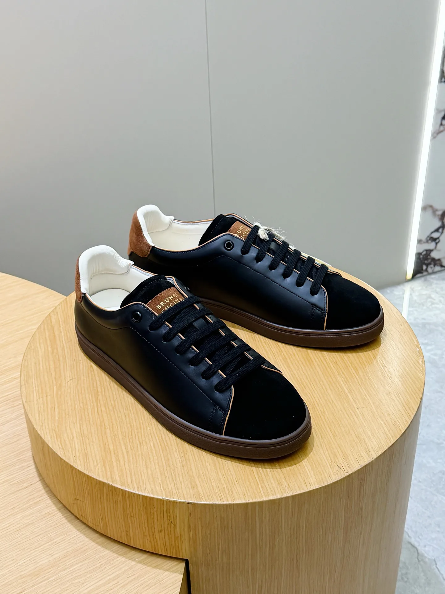 Кроссовки Мужские Brunello Cucinelli 18116938