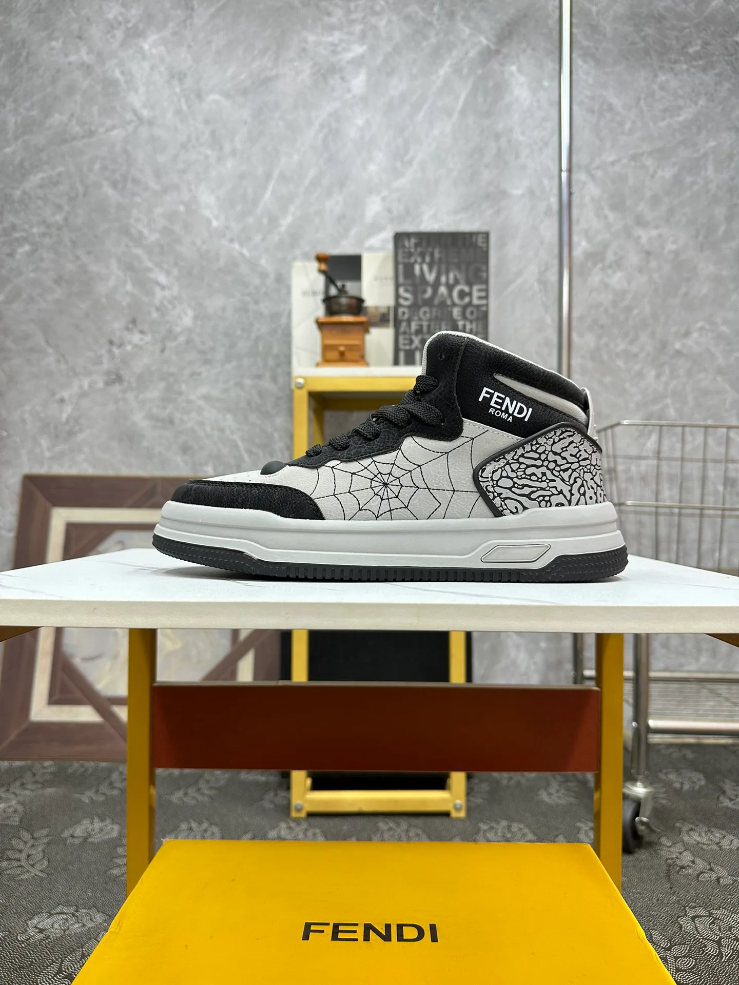 Сникерсы Мужские Fendi 16126