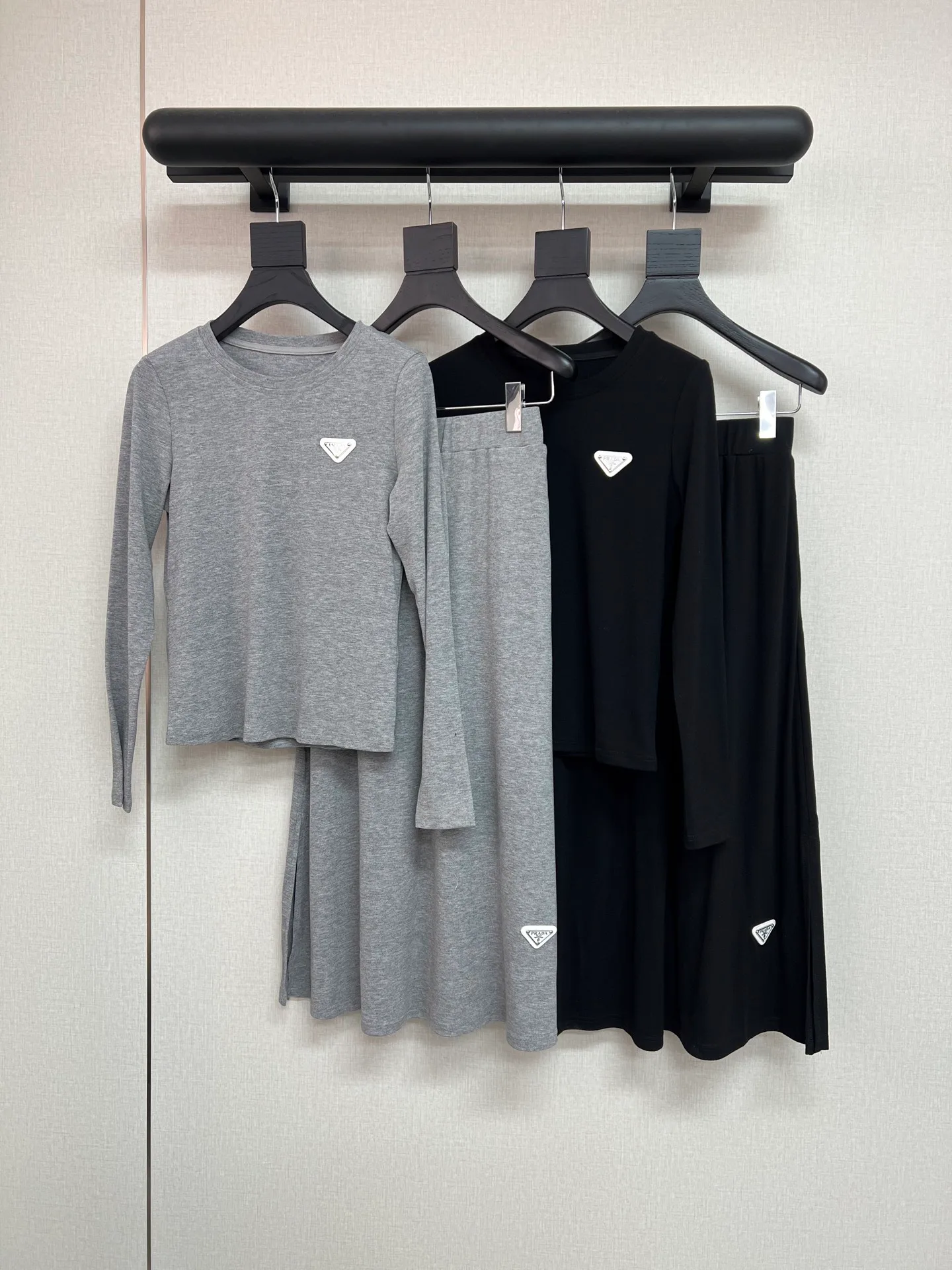 Костюмы Женские Prada 12696323