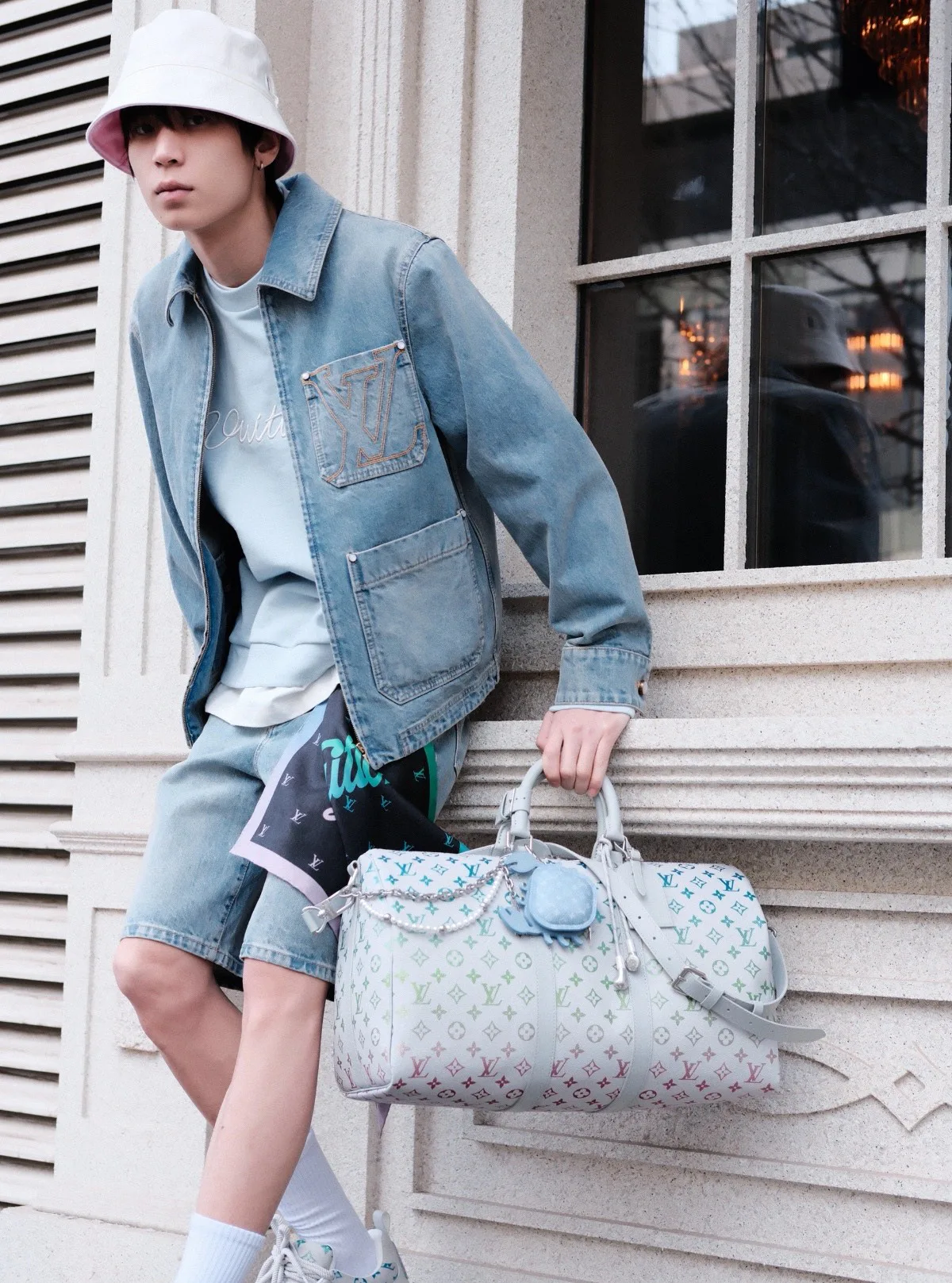 Куртки Женские Louis Vuitton Куртки Женские Louis Vuitton