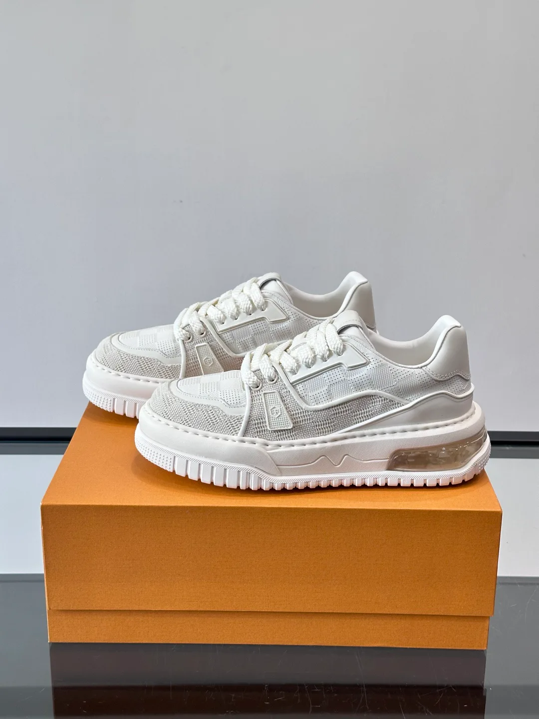 Кроссовки Мужские Louis Vuitton 13453001