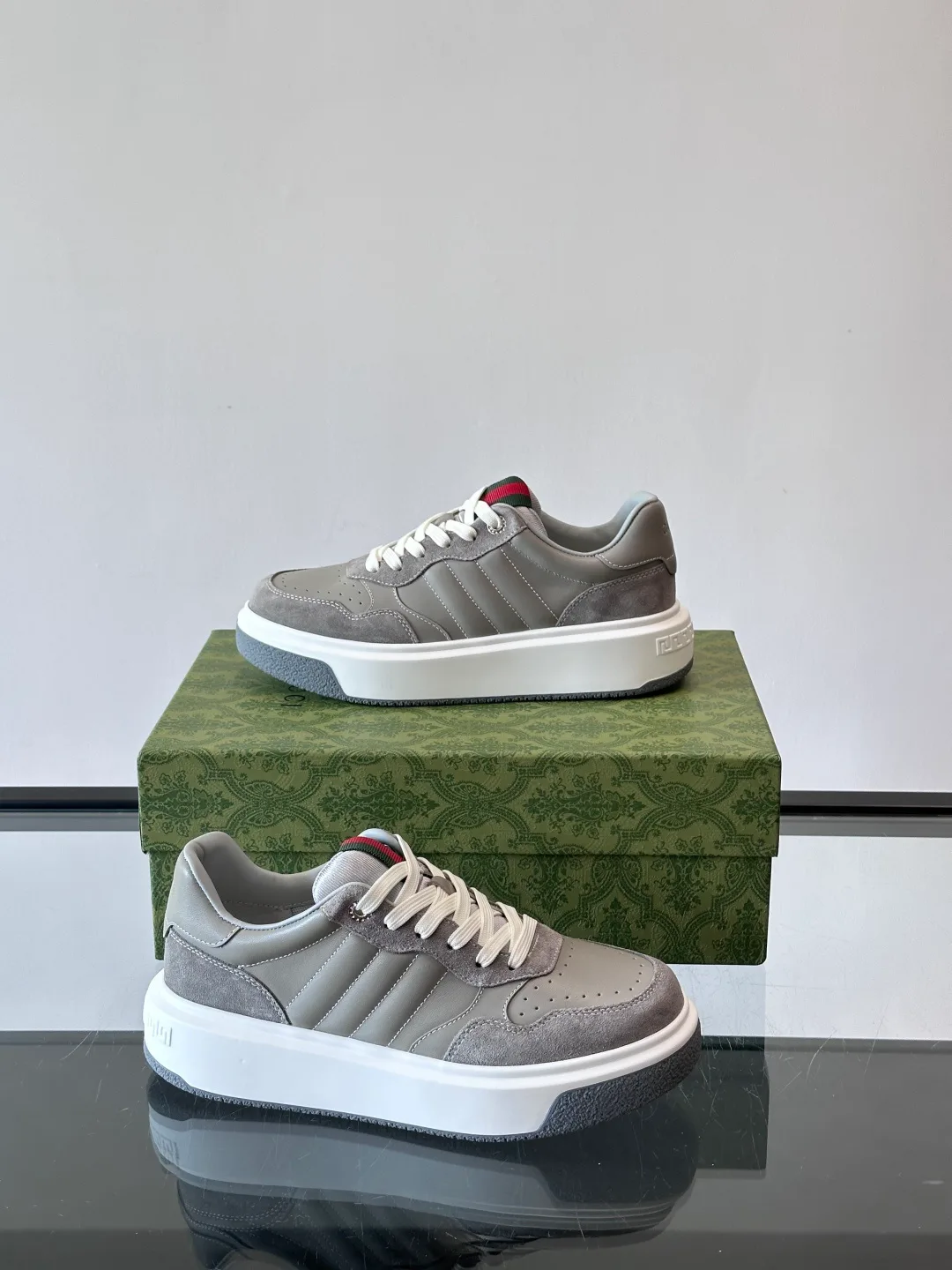 Кроссовки Мужские Gucci 1002689