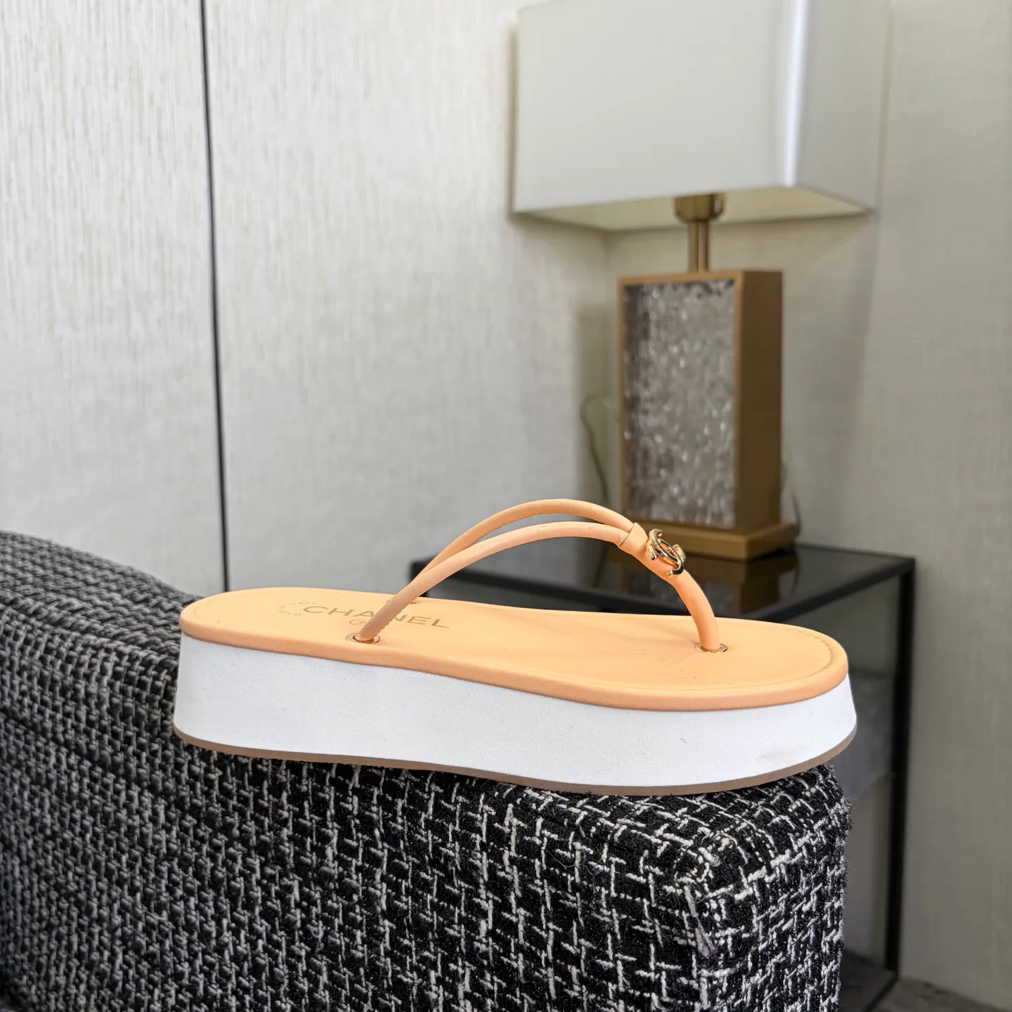 Шлепанцы Женские Chanel 13581885
