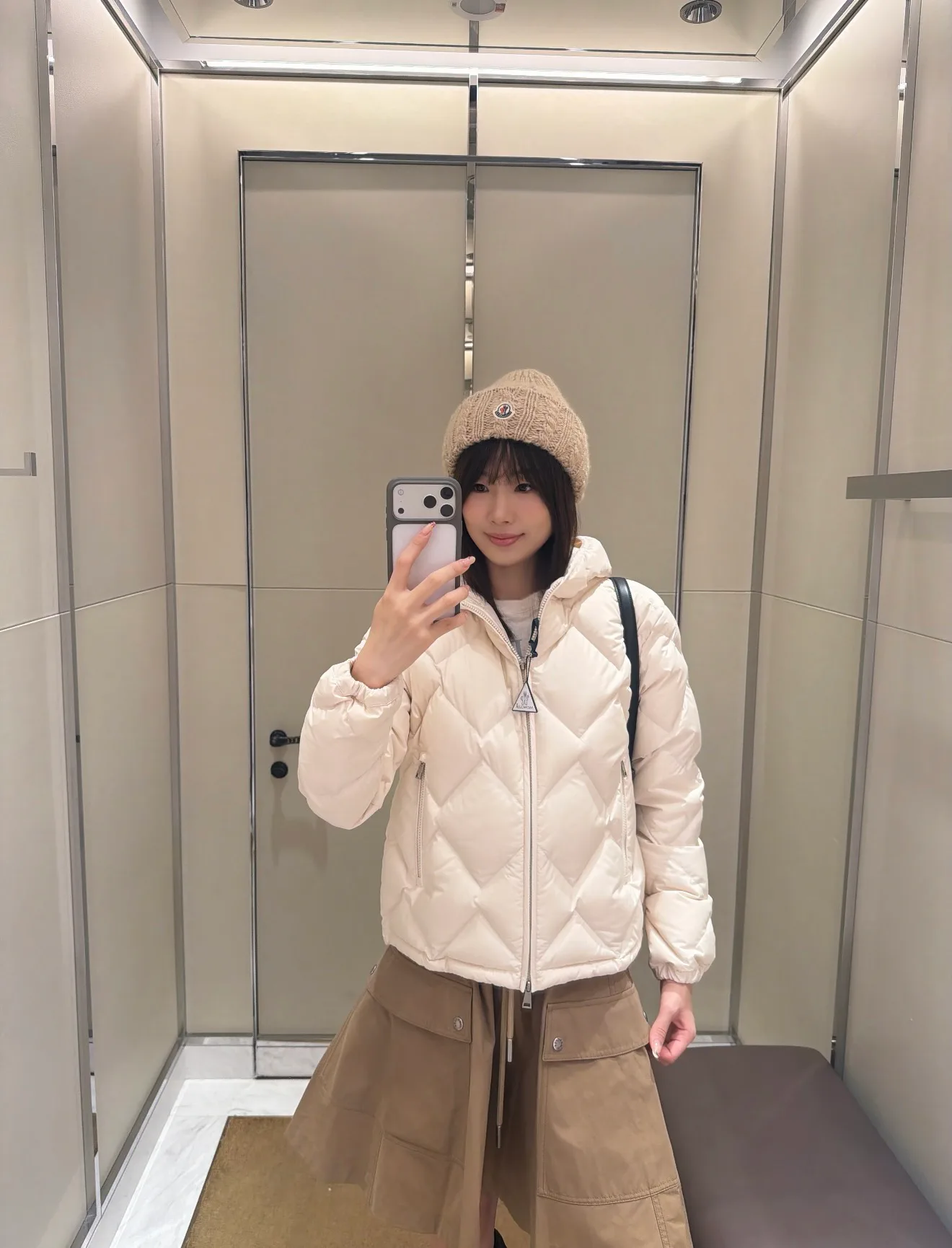 Куртки И Пуховики Женские Moncler 18713370