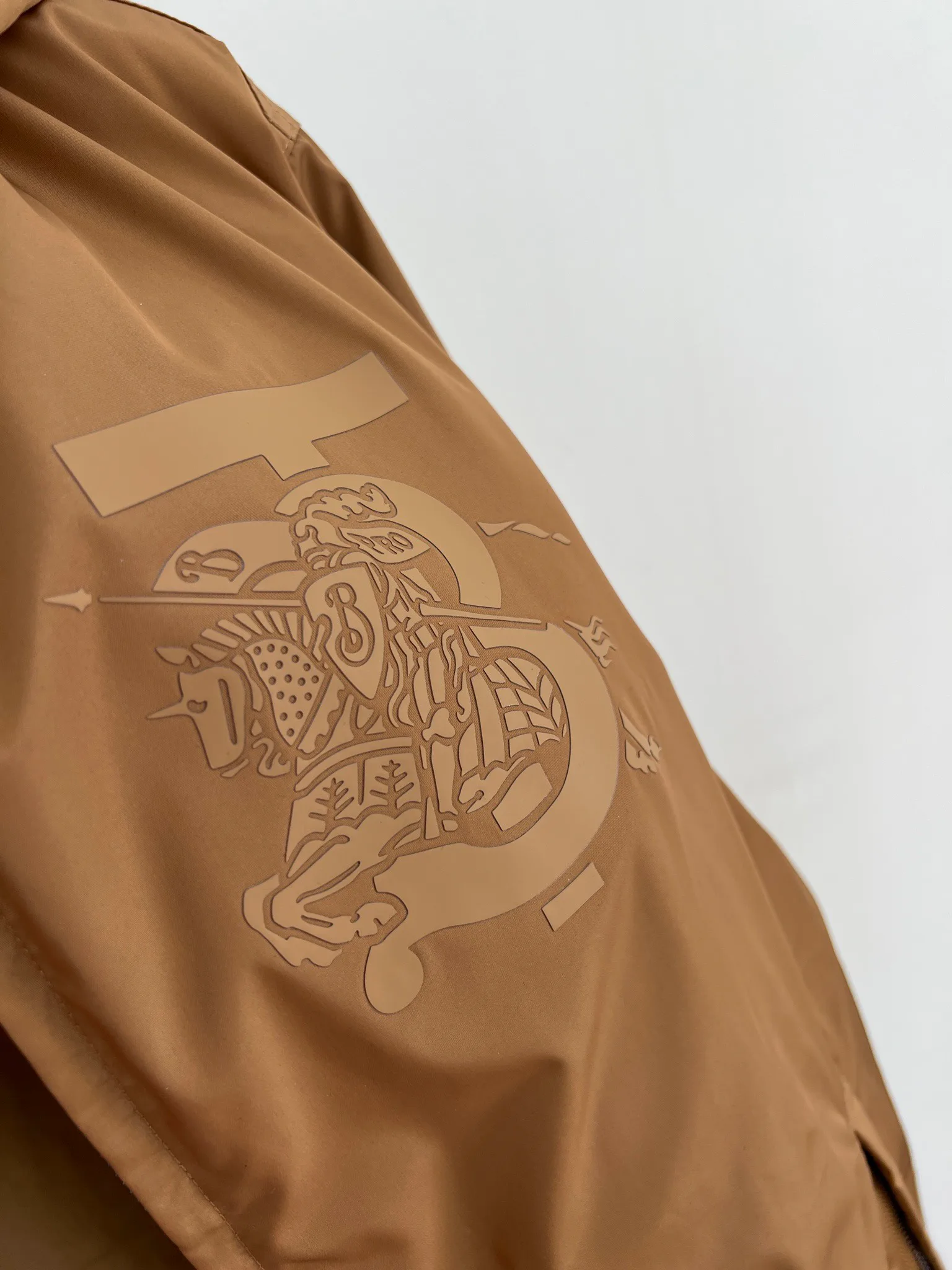 Куртки И Пуховики Женские Burberry 10898985