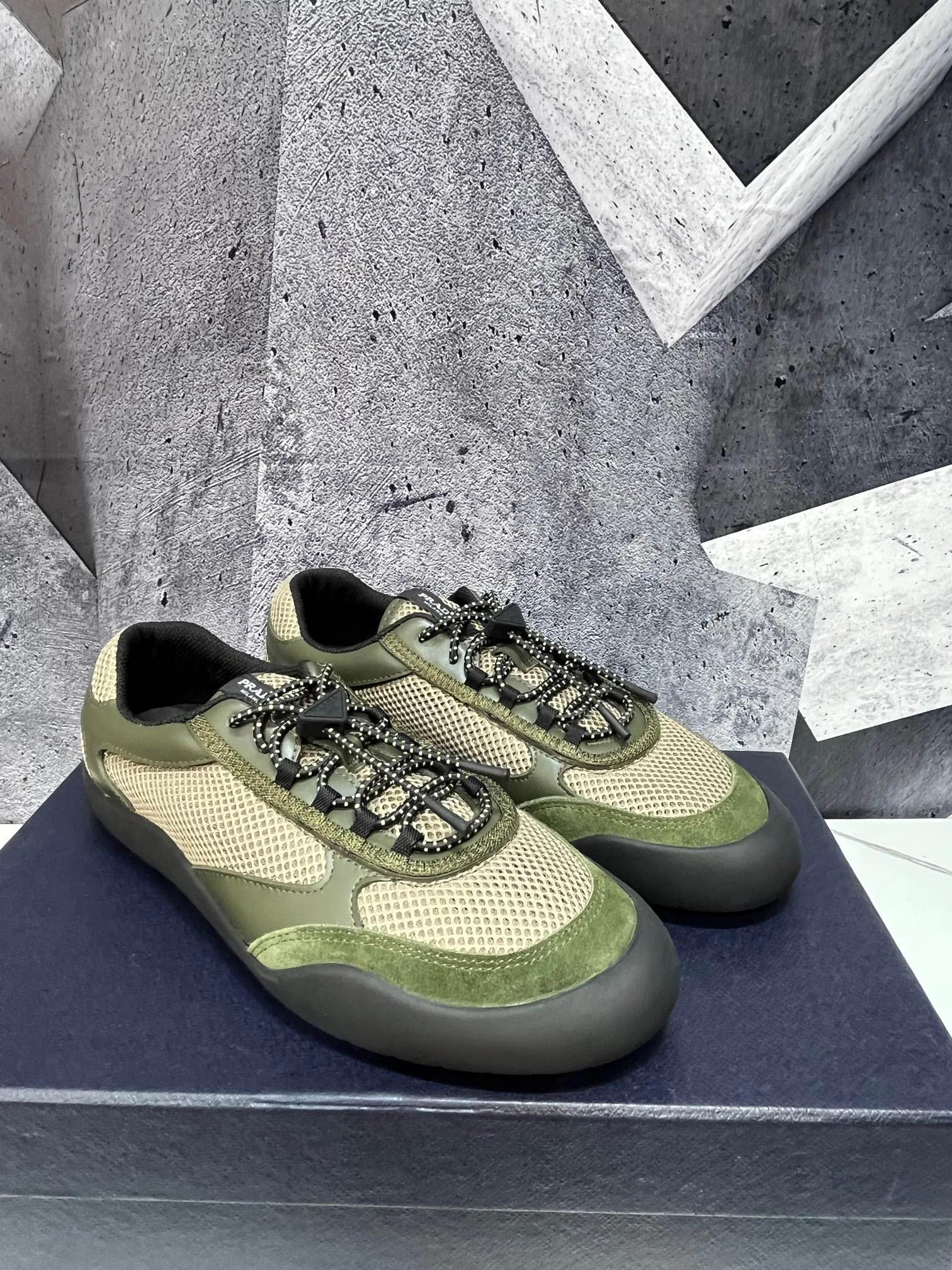 Кроссовки Мужские Prada 17955457