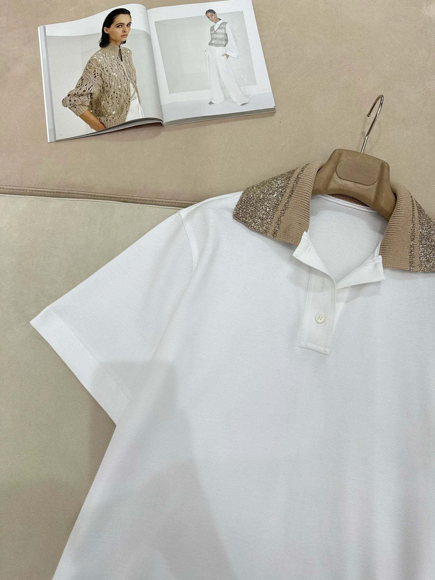 Футболки Женские Brunello Cucinelli 12693401