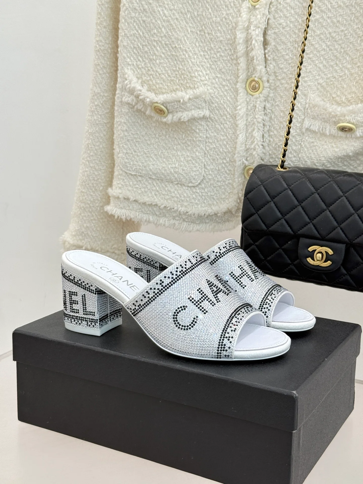 Босоножки Женские Chanel 9499386