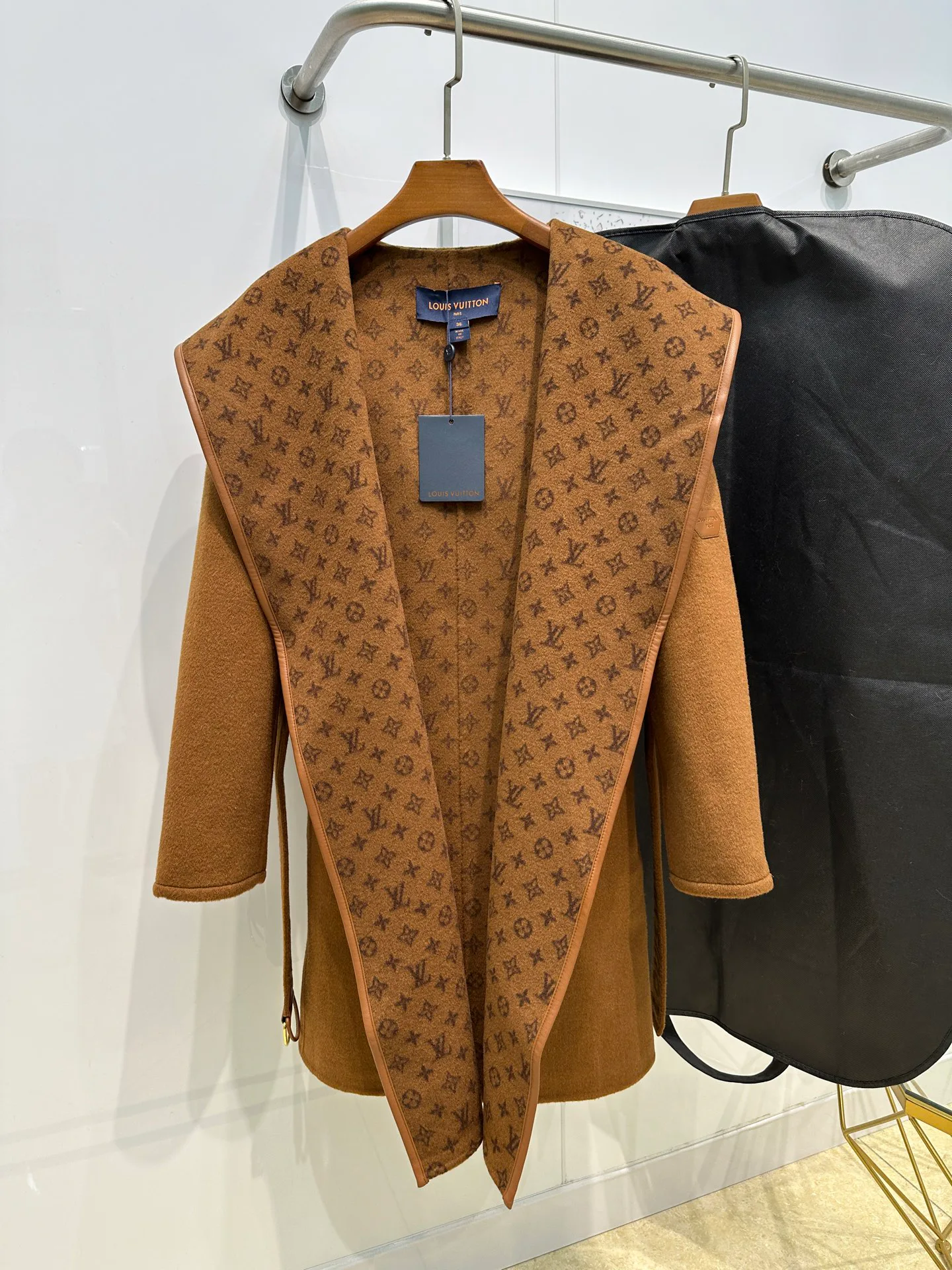 Пальто Женские Louis Vuitton 793712