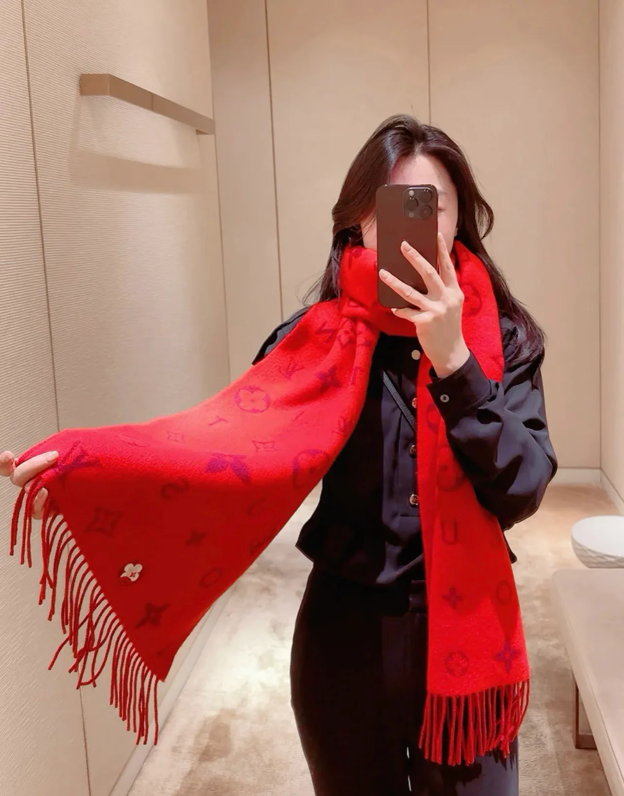Шарфы Louis Vuitton 18426915
