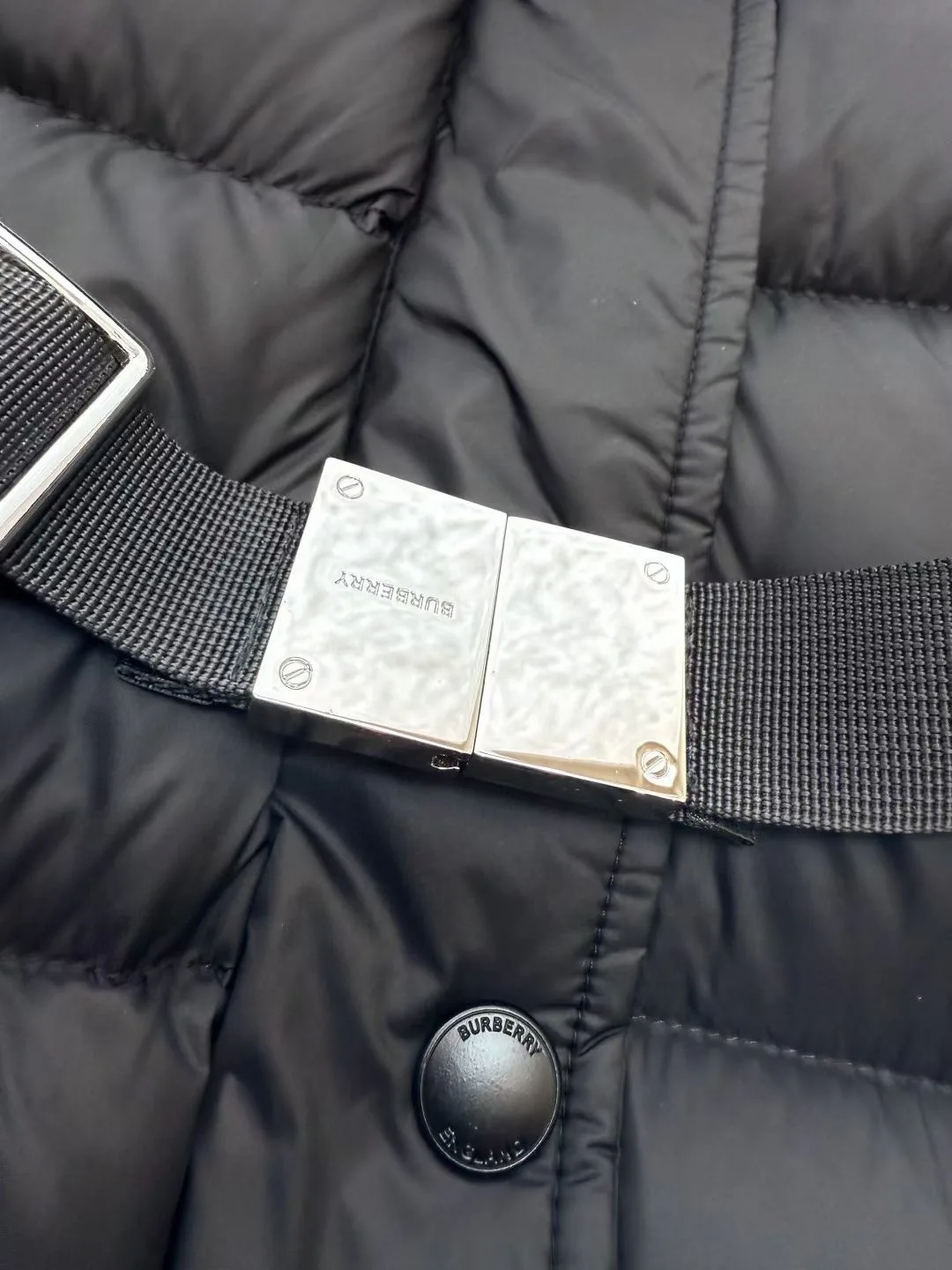 Куртки И Пуховики Женские Burberry 18169334