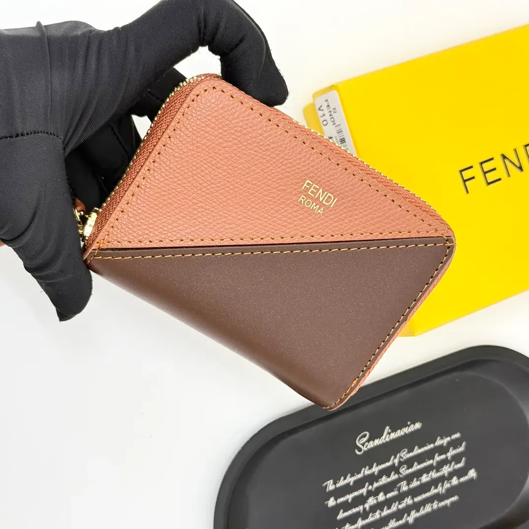 Клатчи Женские Fendi 442066
