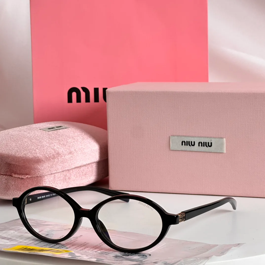 Очки Miu Miu 5915
