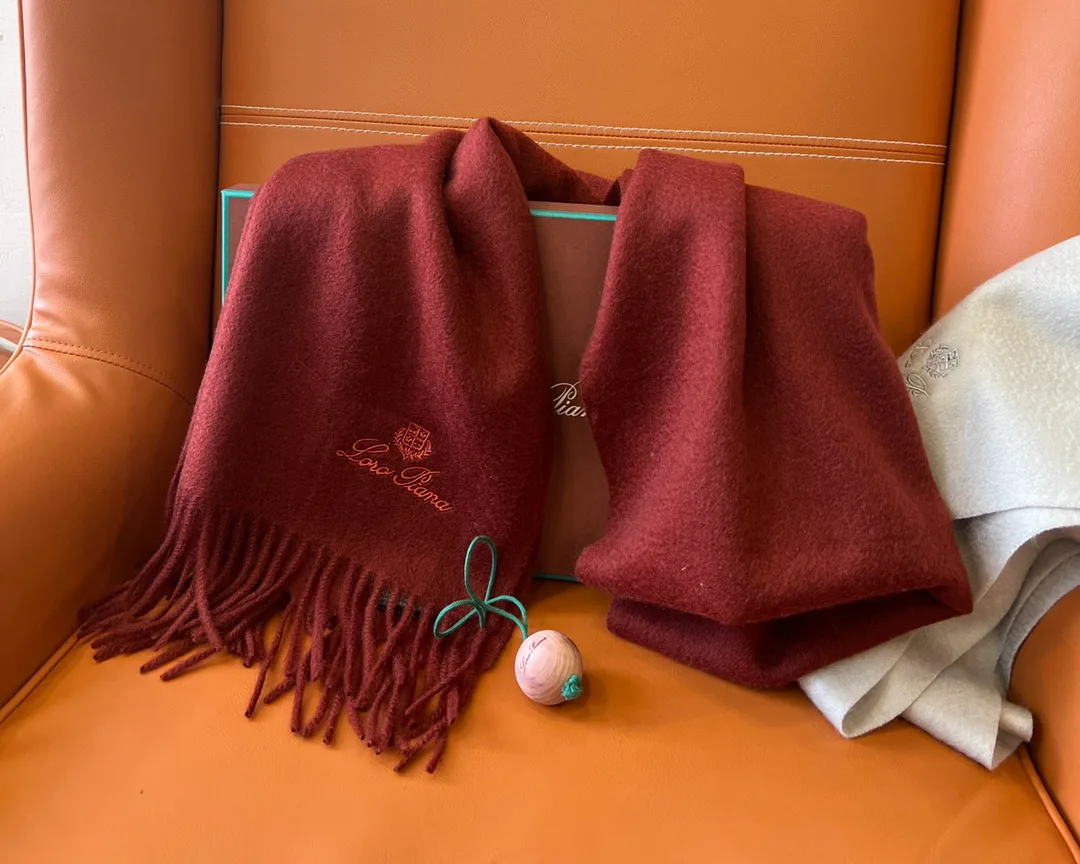 Шарфы Loro Piana 1619