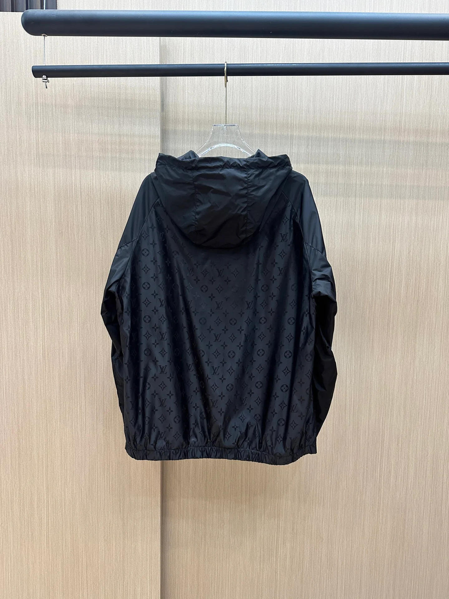 Куртки И Пуховики Мужские Louis Vuitton 11520393