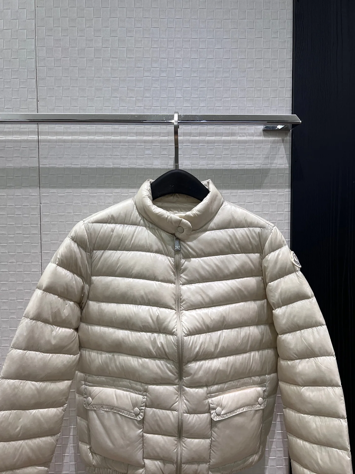 Куртки И Пуховики Женские Moncler 18778361