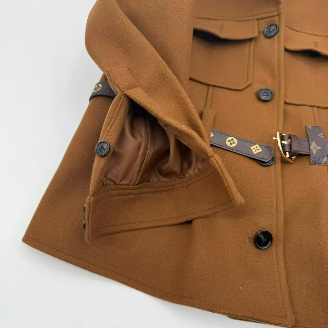 Куртки И Пуховики Женские Louis Vuitton 6646