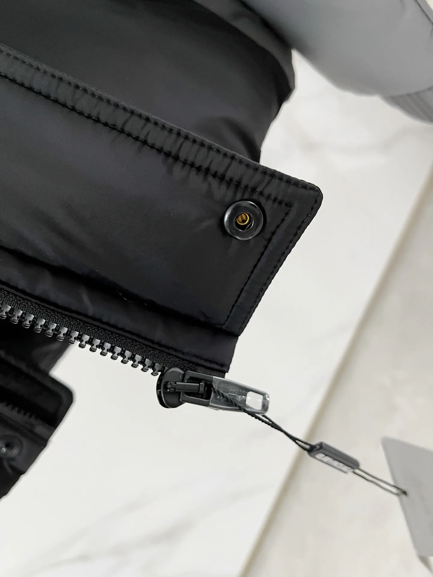 Куртки И Пуховики Женские Balenciaga 18007641