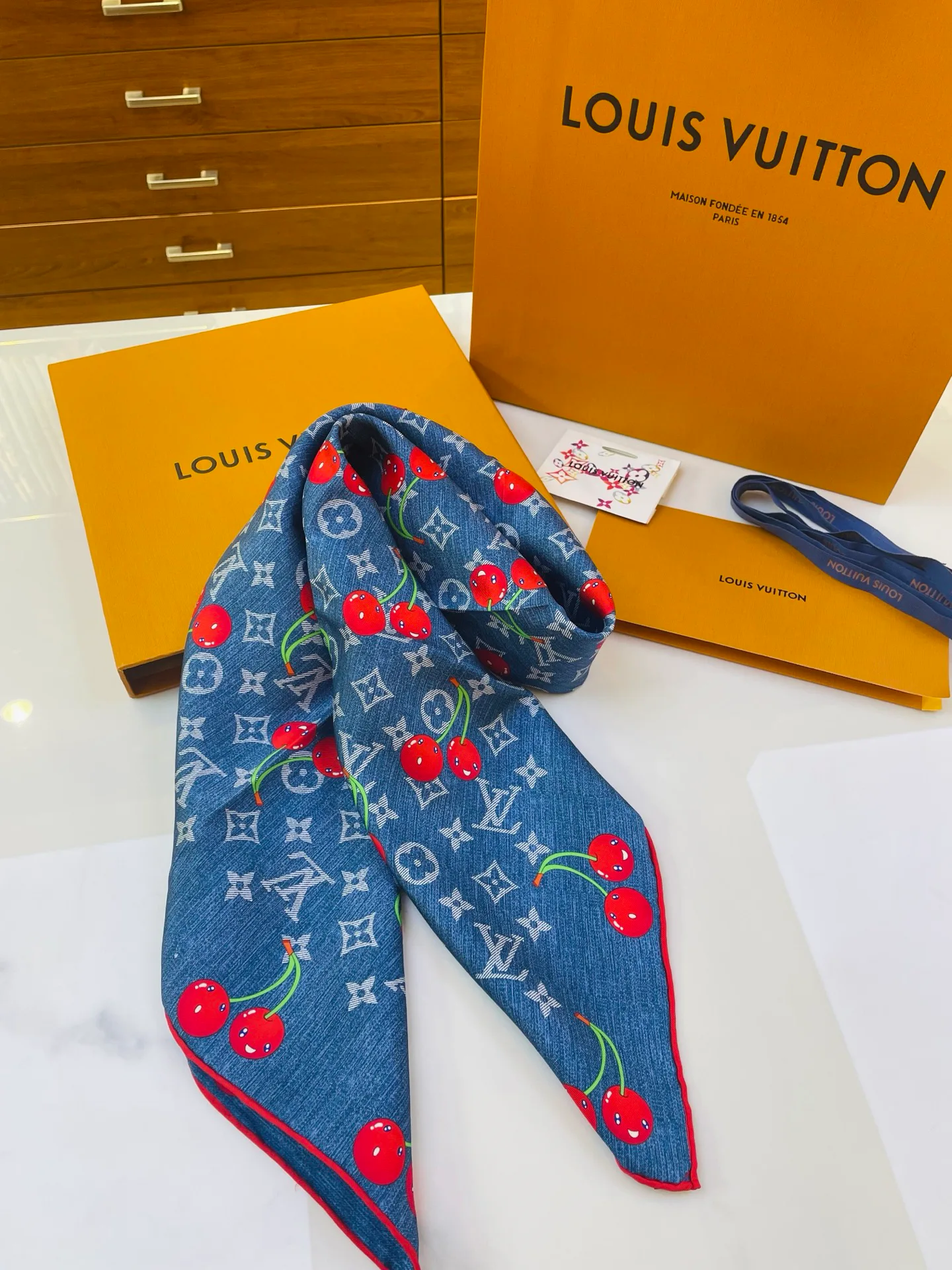 Платки Louis Vuitton 10194220