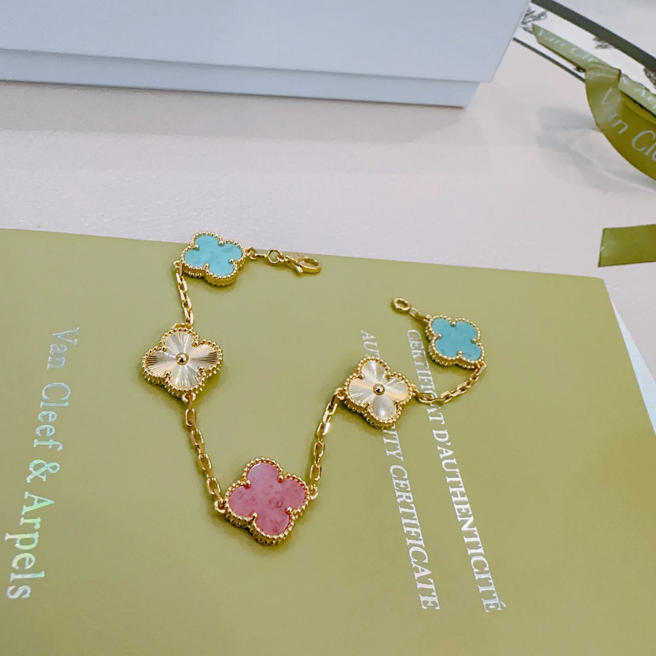 Бижутерия Van Cleef & Arpels 91323