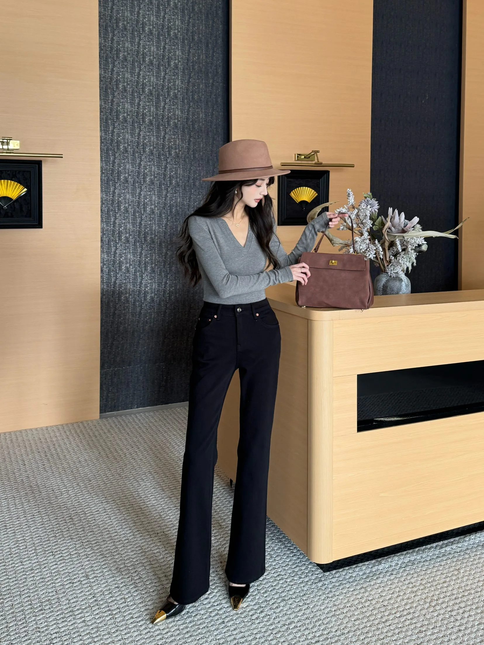 Джинсы Женские Gucci 18435821