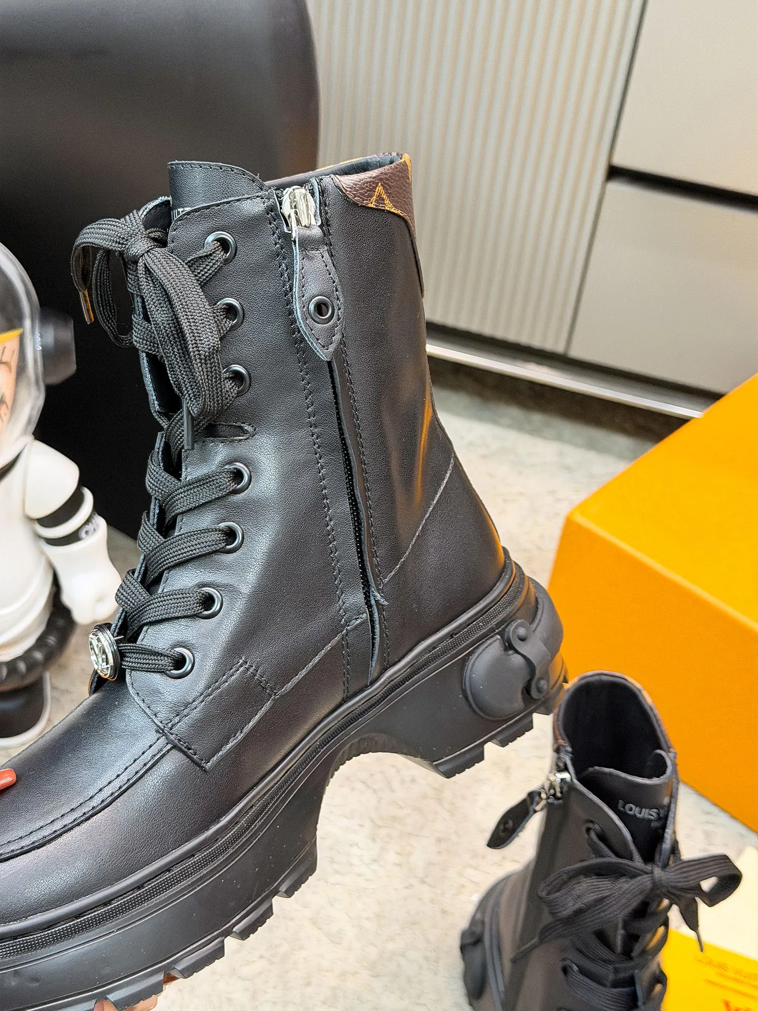 Ботинки Женские Louis Vuitton 4535902