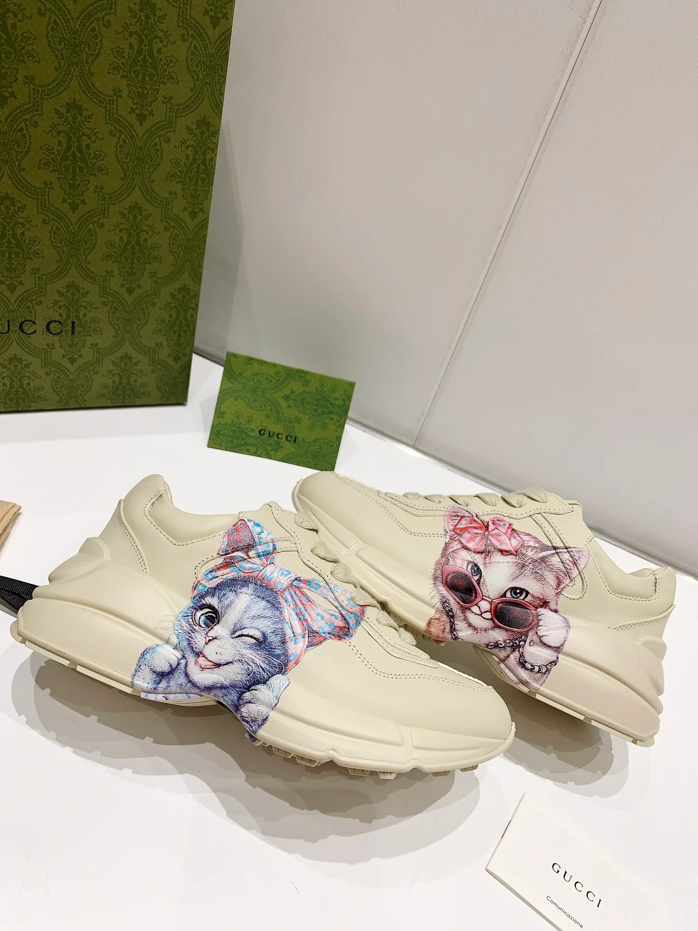 Кроссовки Женские Gucci 4931993