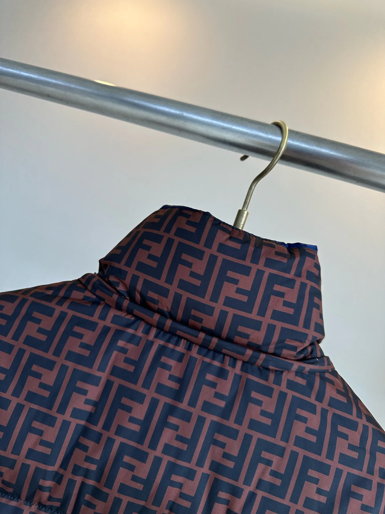 Куртки И Пуховики Мужские Fendi 607837