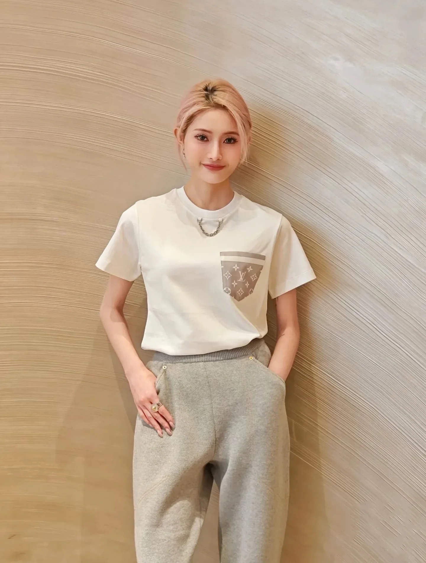 Футболки Женские Louis Vuitton 7852