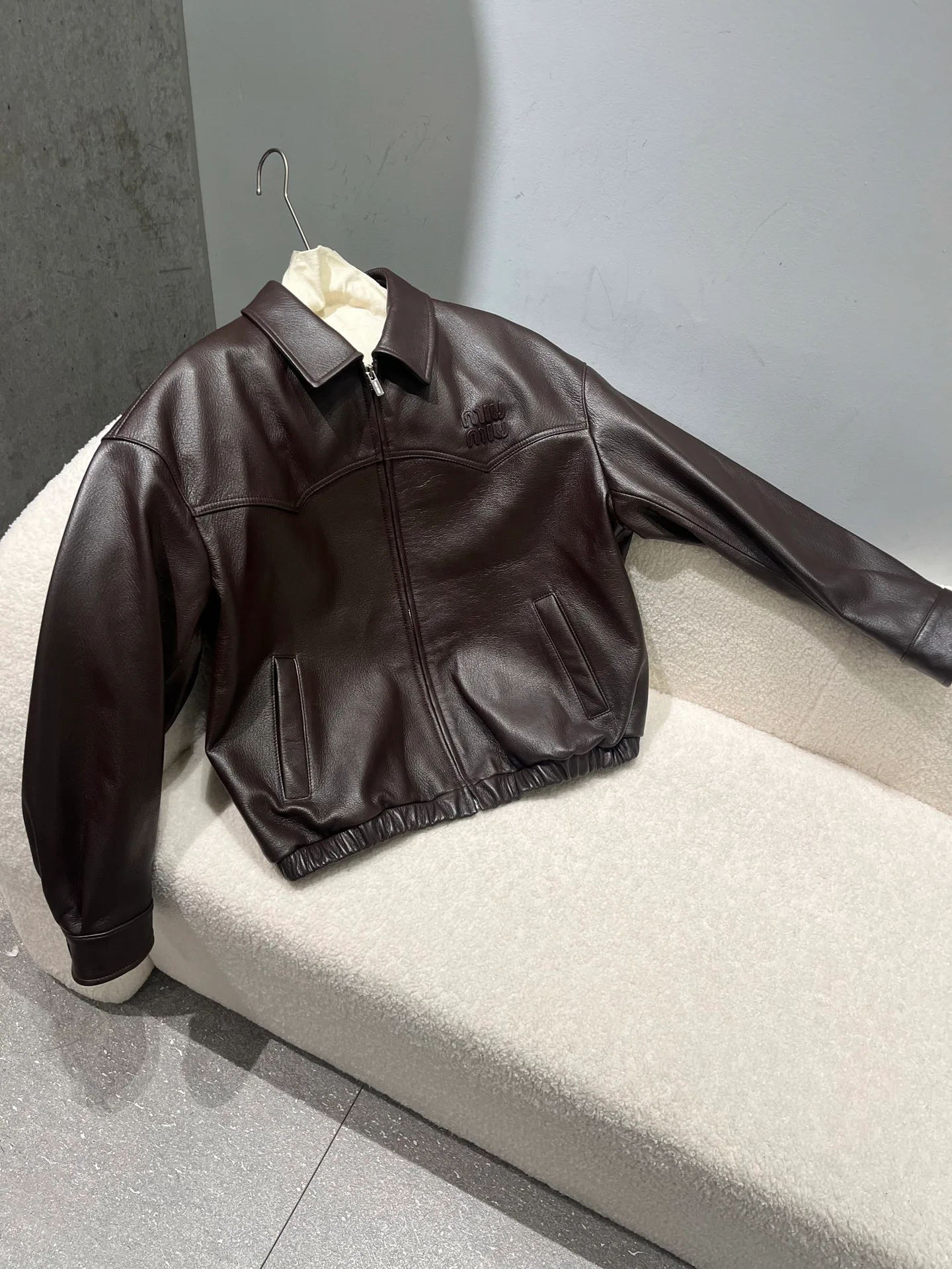 Кожаные Куртки И Дублёнки Мужские Miu Miu 13311012