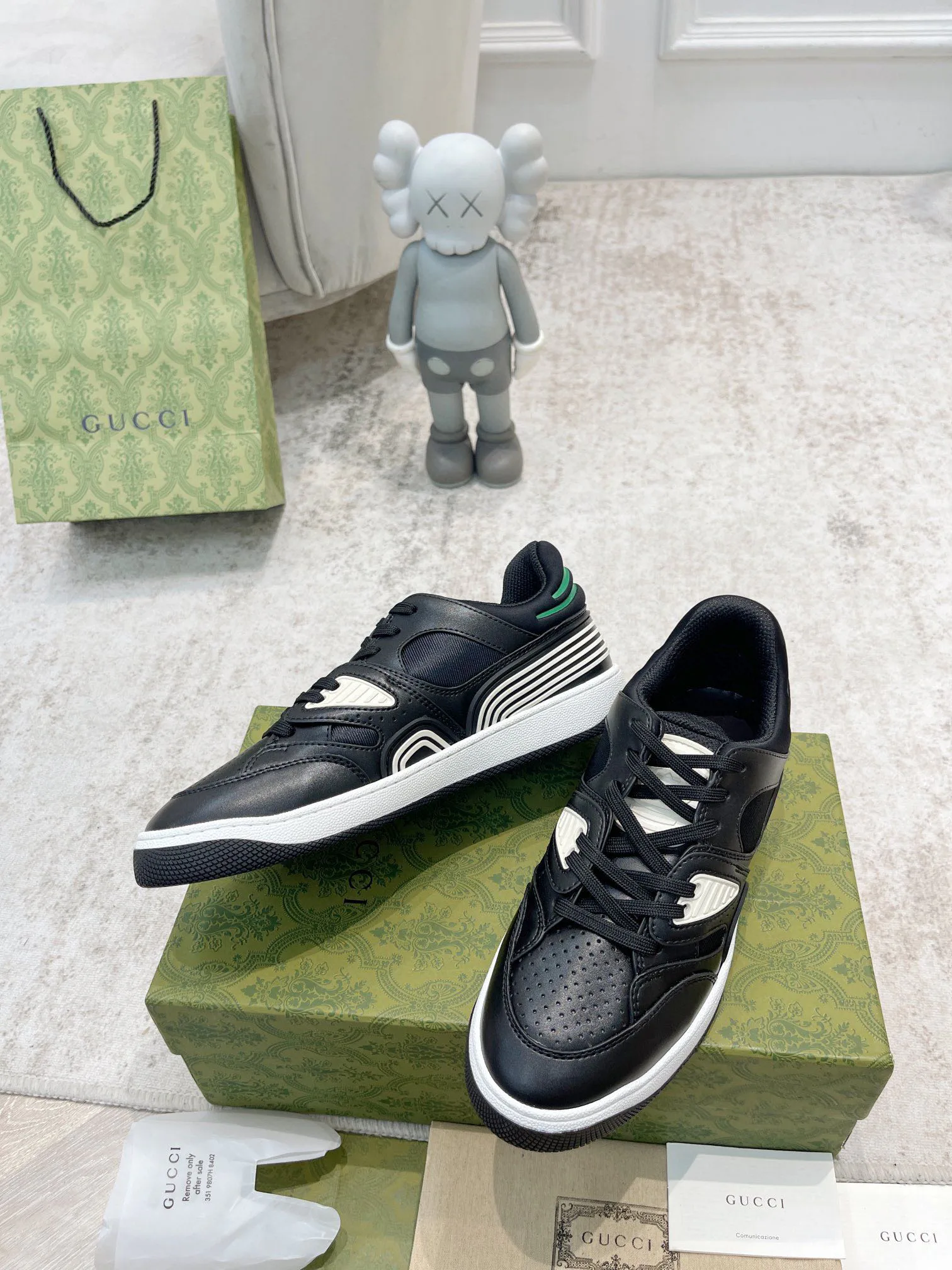 Кроссовки Женские Gucci 945088