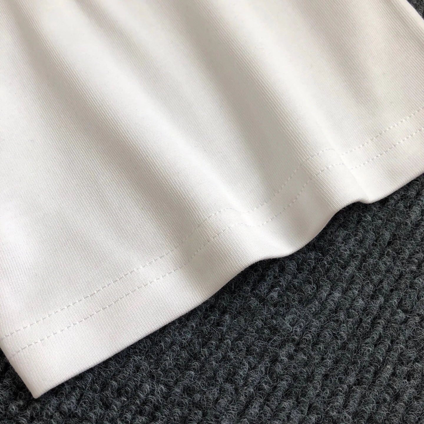 Футболки Женские Prada 10542500