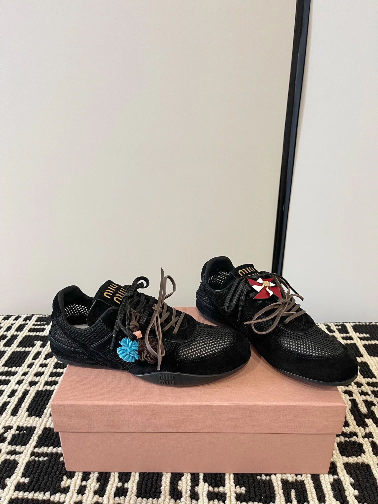 Кроссовки Женские Miu Miu 10991298