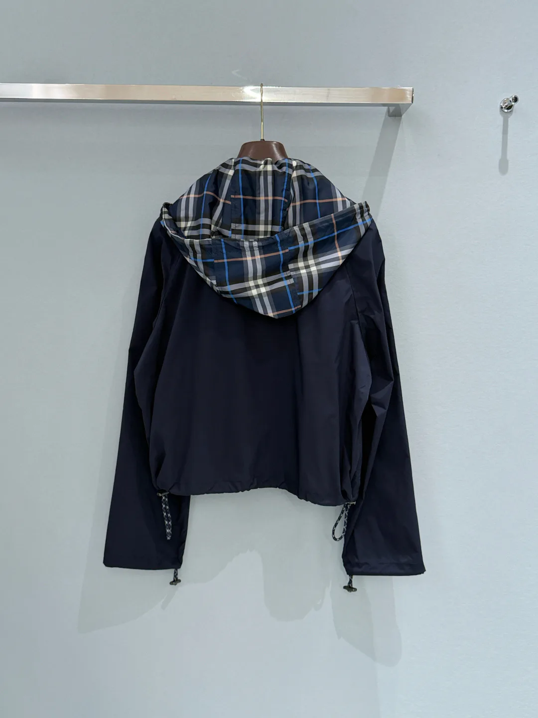 Куртки И Пуховики Женские Burberry 11435301