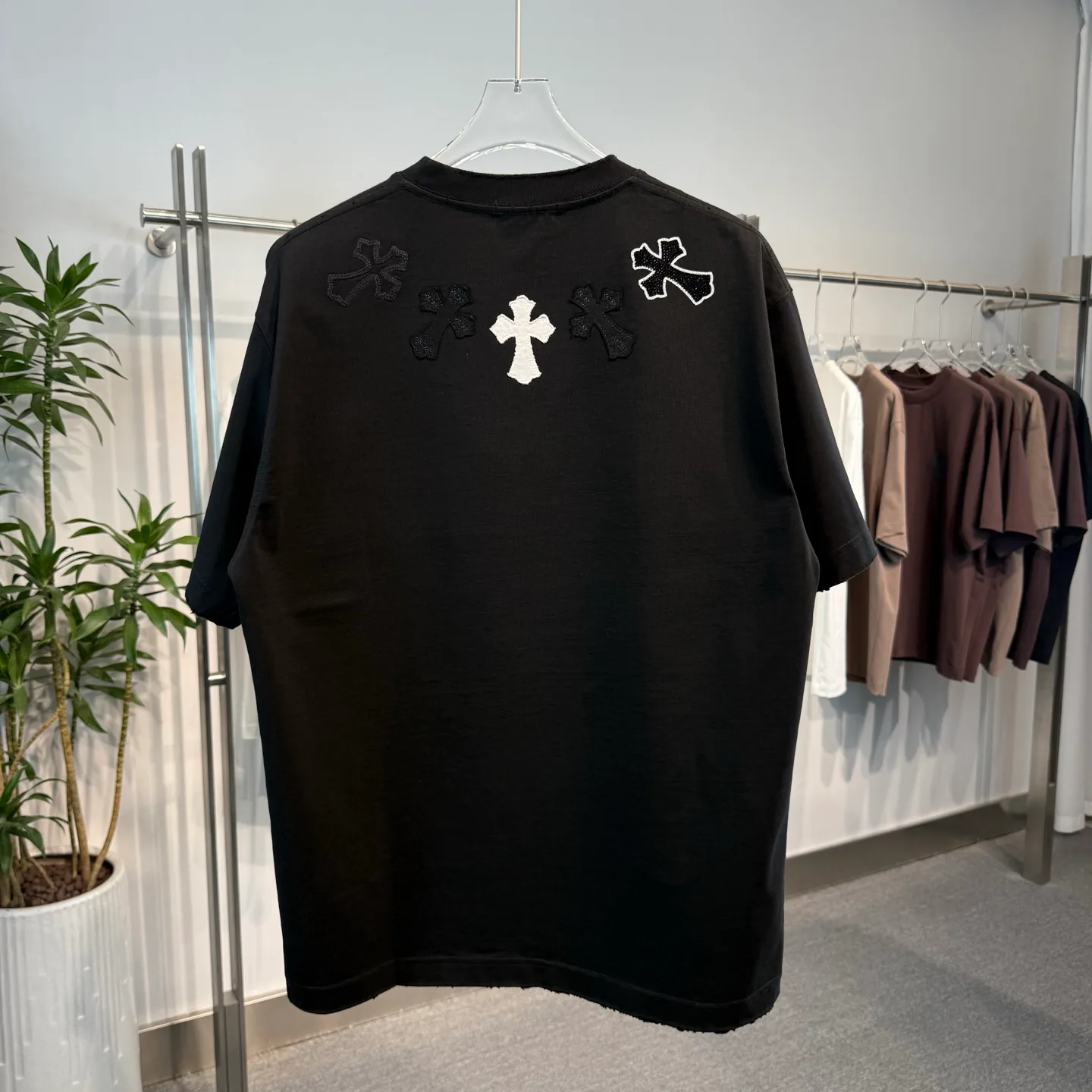 Футболки Женские Chrome Hearts 5059369