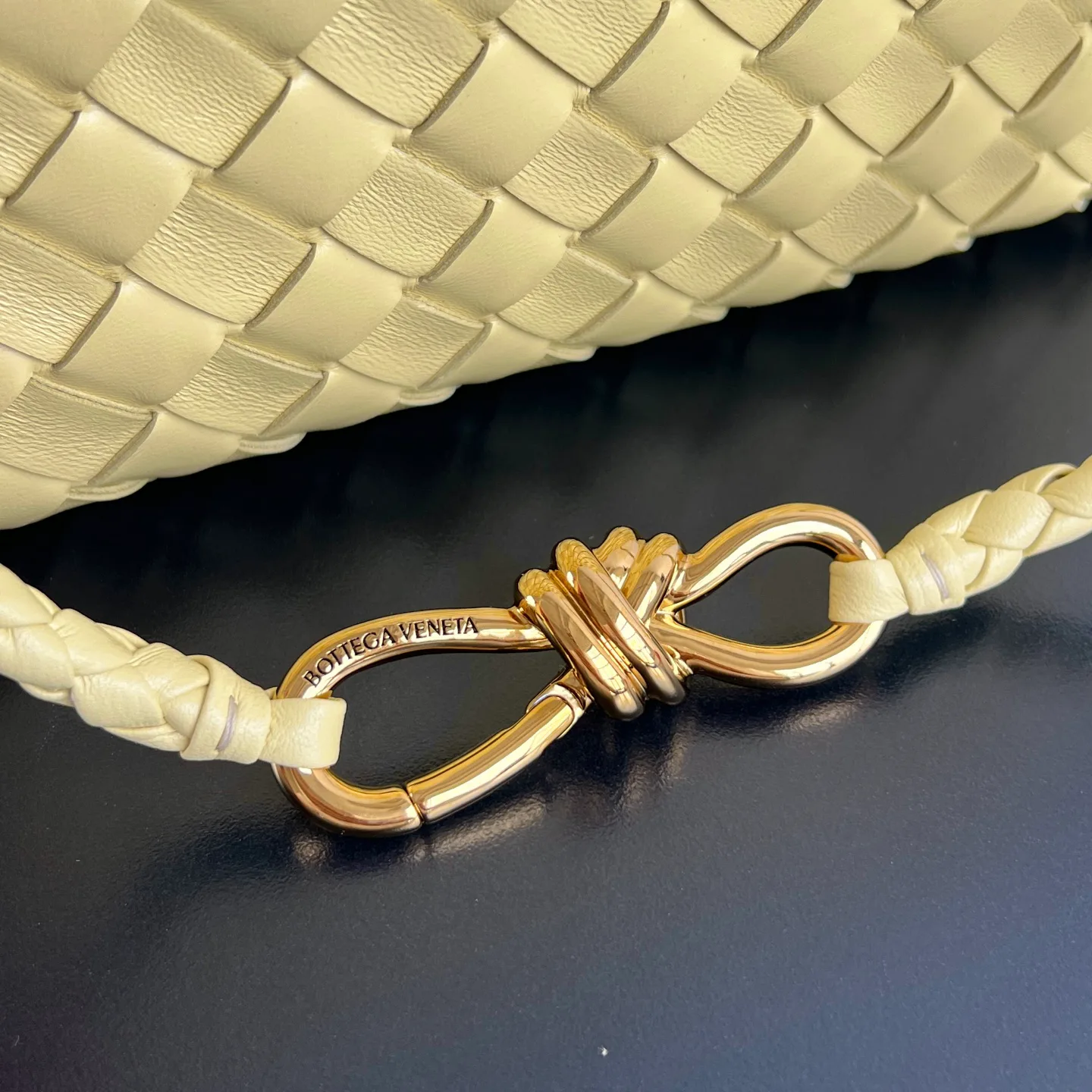 Классические Сумки Женские Bottega Veneta 17112448