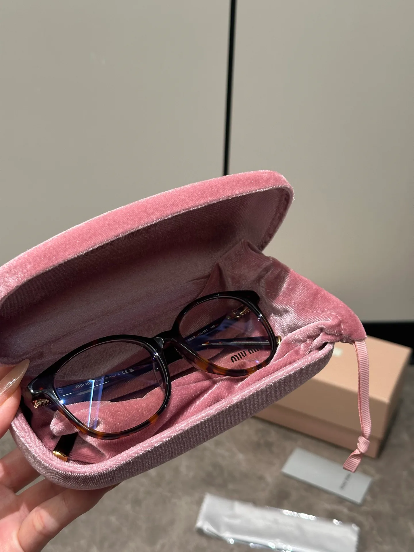 Клатчи Женские Miu Miu 11466983