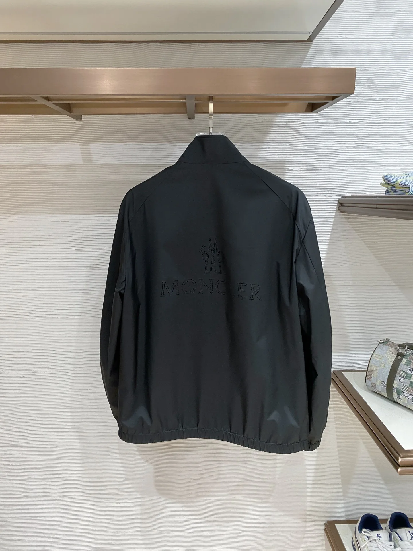 Пальто И Тренчи Мужские Moncler 11496524