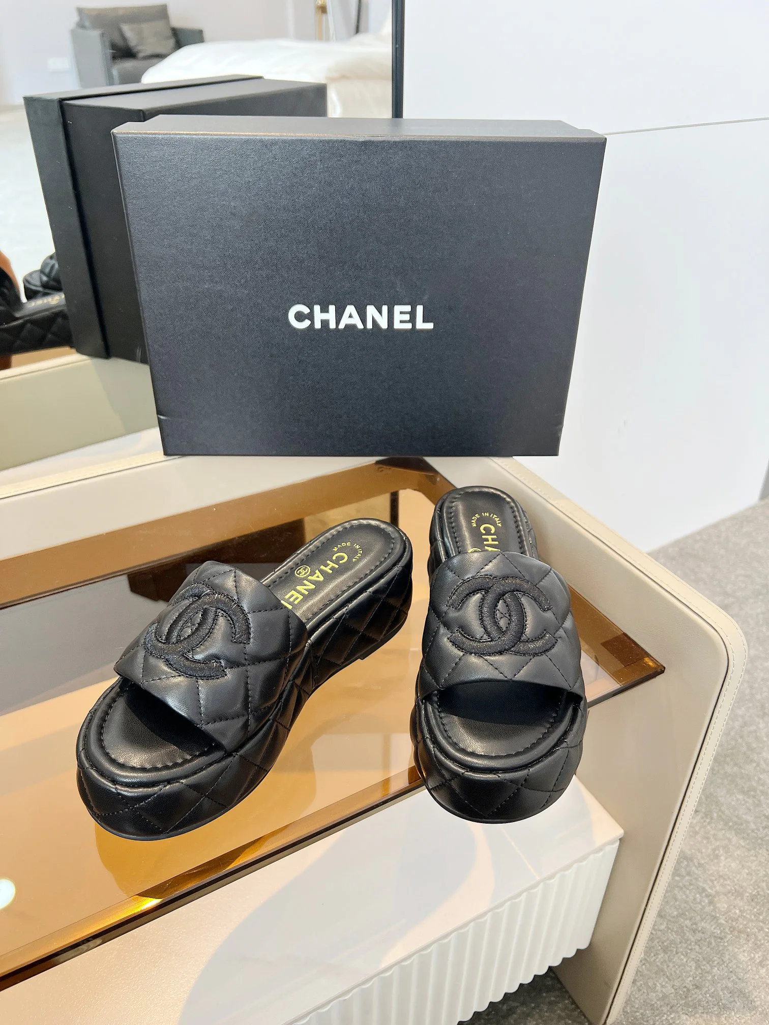 Шлепанцы Женские Chanel 4313101