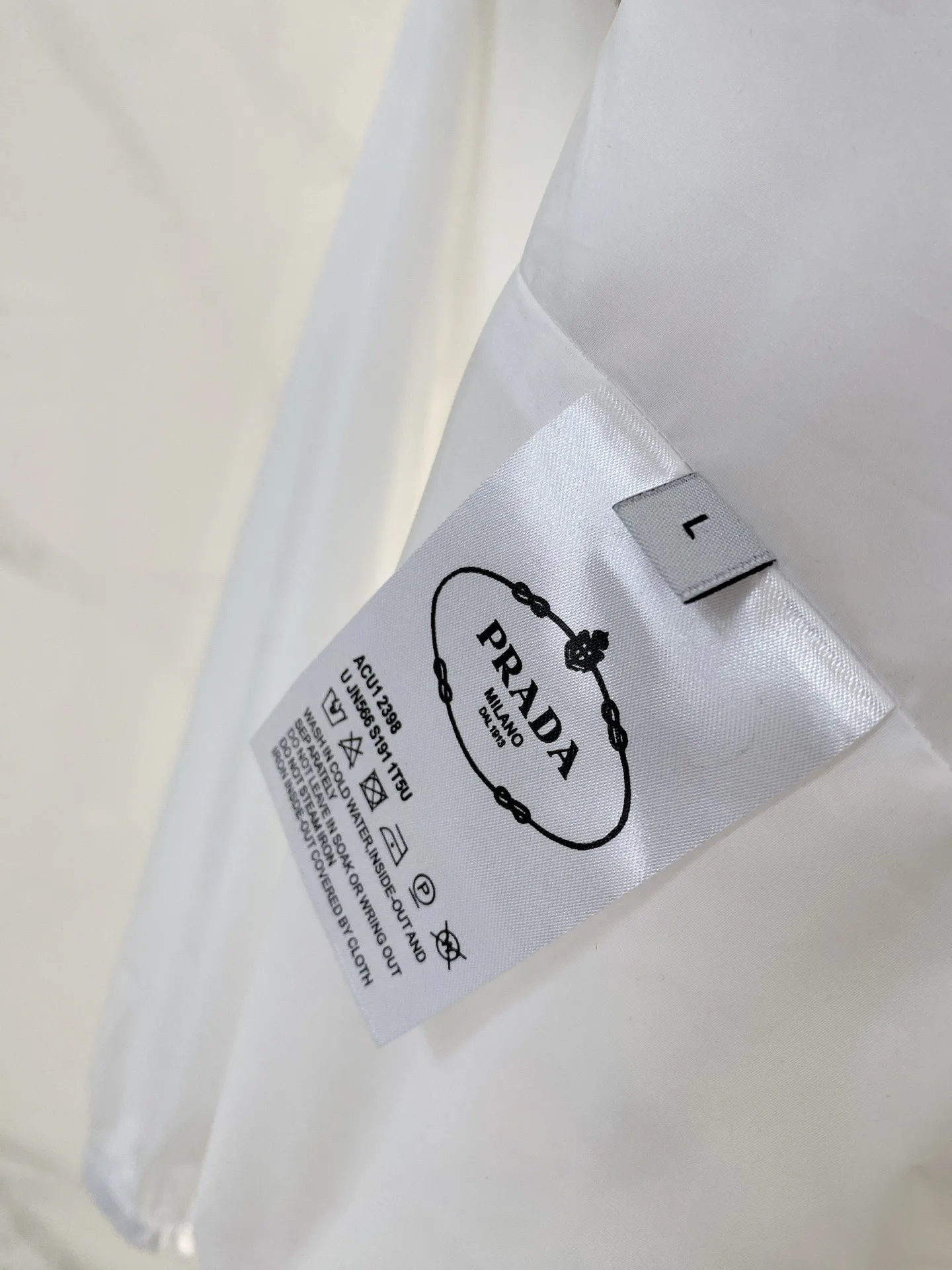 Куртки И Пуховики Мужские Prada 11664812